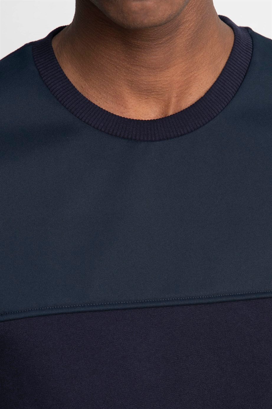 Pamuk Bisiklet Yaka Önü Parçalı Sweatshirt
