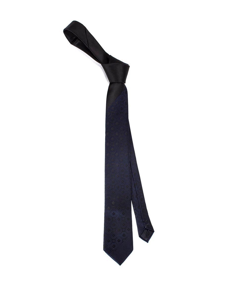 TIE MOTIF PANEL-   KRAVAT TIE