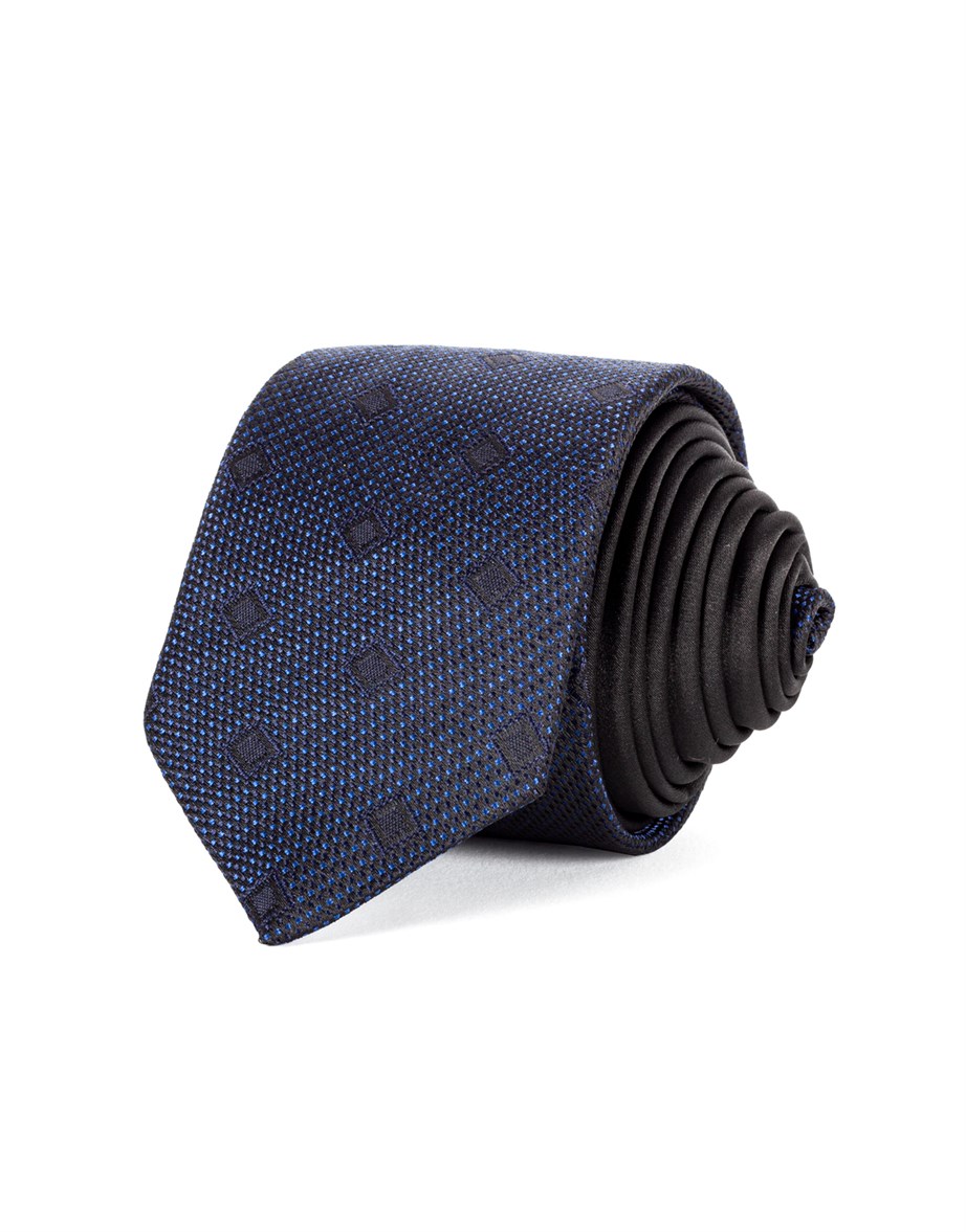 TIE MOTIF PANEL-   KRAVAT TIE