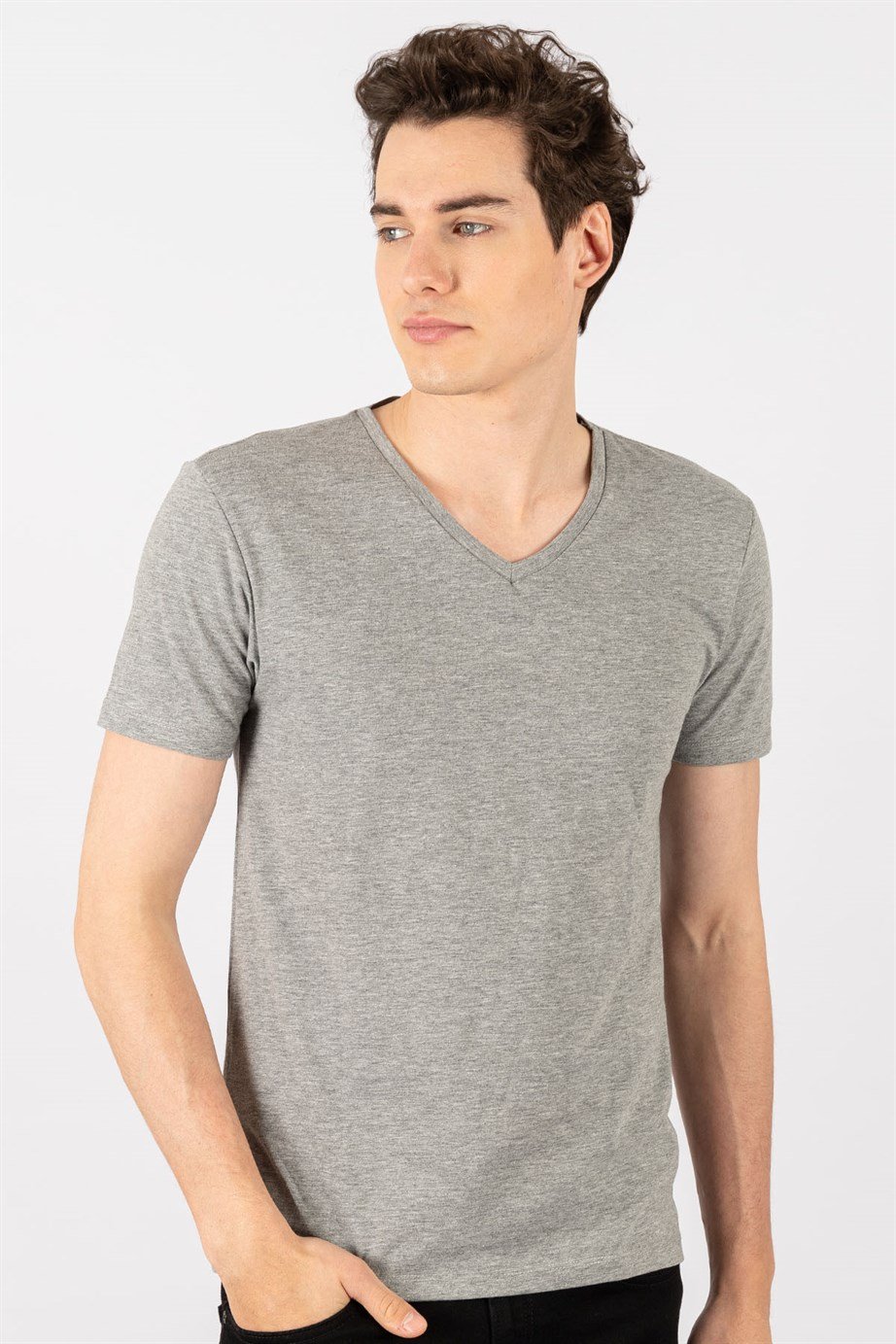 Slim Fit Dar Kesim V Yaka Düz Basıc Kısa Kol T-Shirt