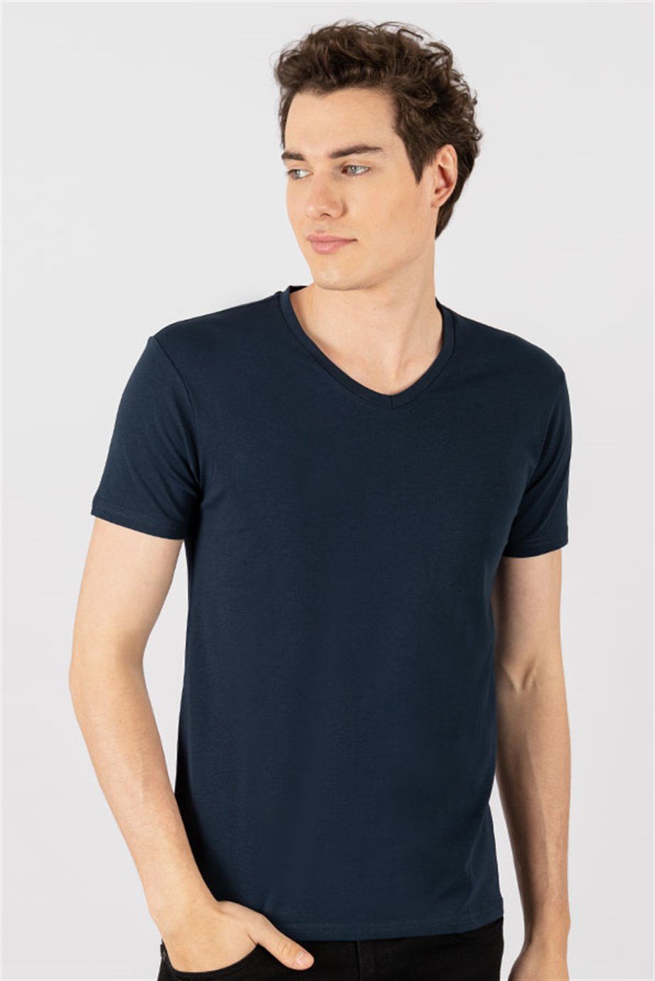 Slim Fit Dar Kesim V Yaka Düz Basıc Kısa Kol T-Shirt