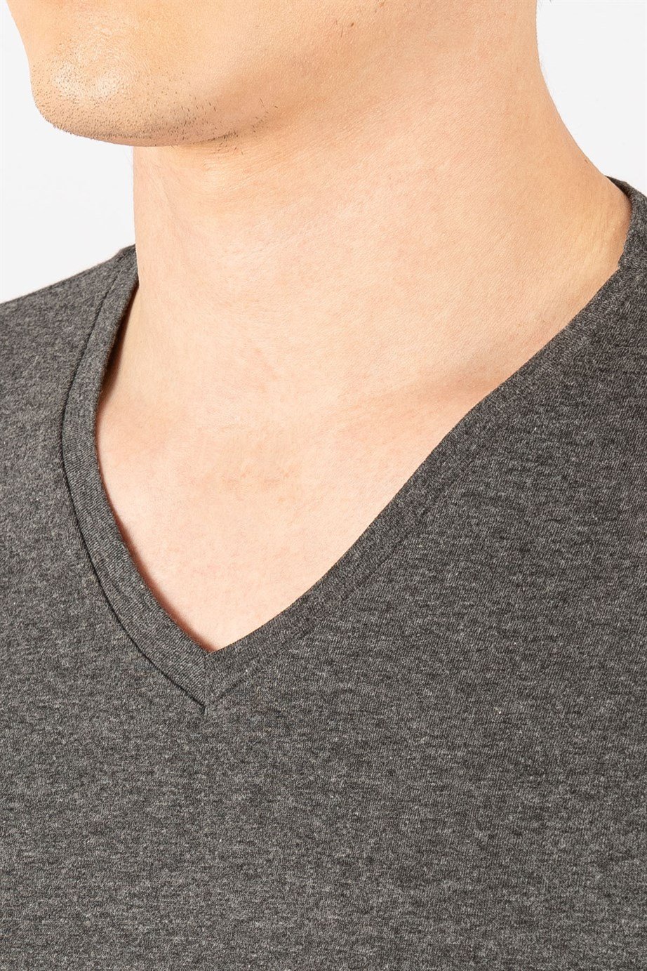 Slim Fit Dar Kesim V Yaka Düz Basıc Kısa Kol T-Shirt