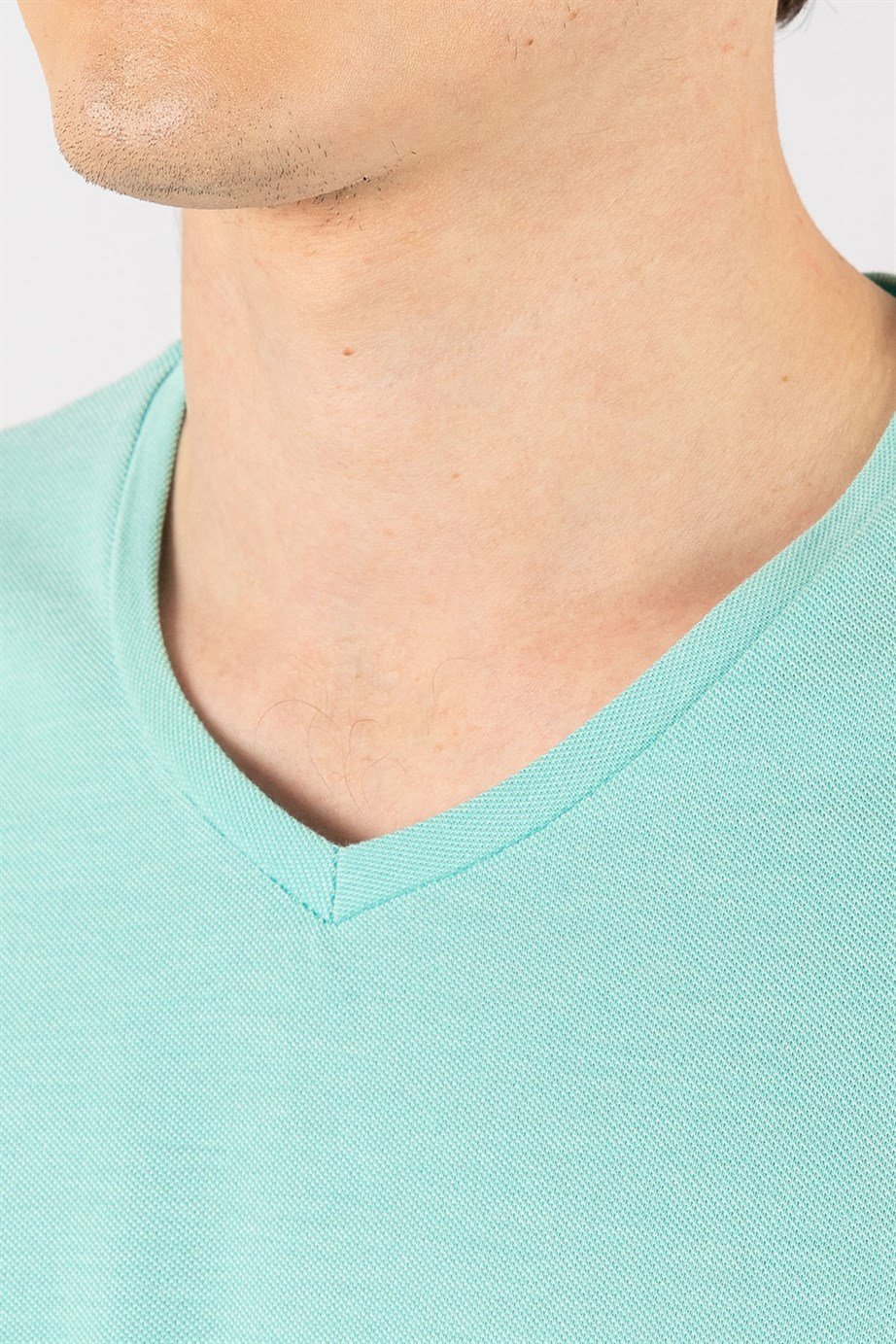 Slim Fit Dar Kesim V Yaka Oxford Erkek T-Shirt