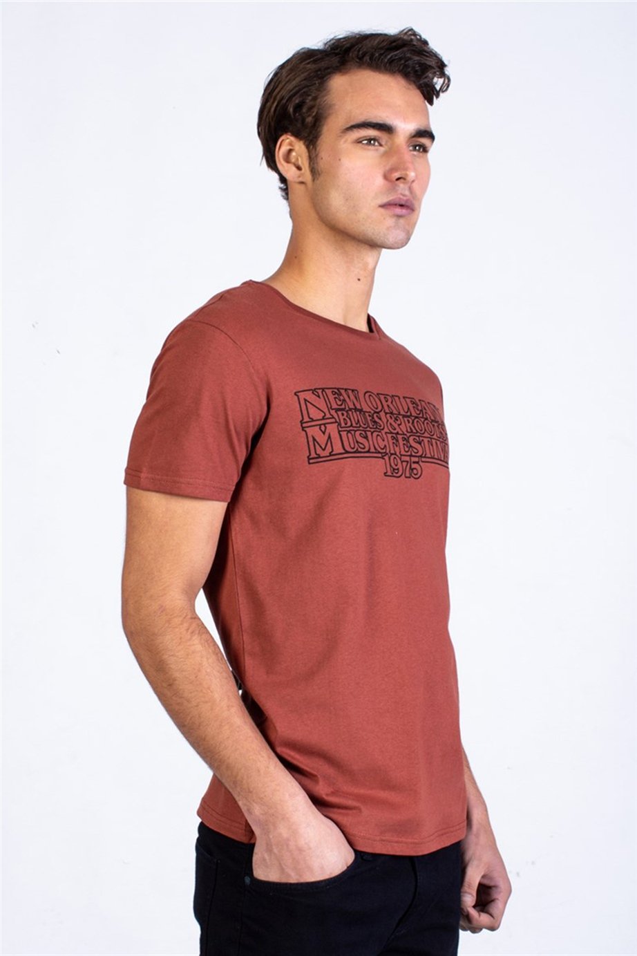 Slim Fit Dar Kesim Bisiklet Yaka Baskılı Erkek T-Shirt