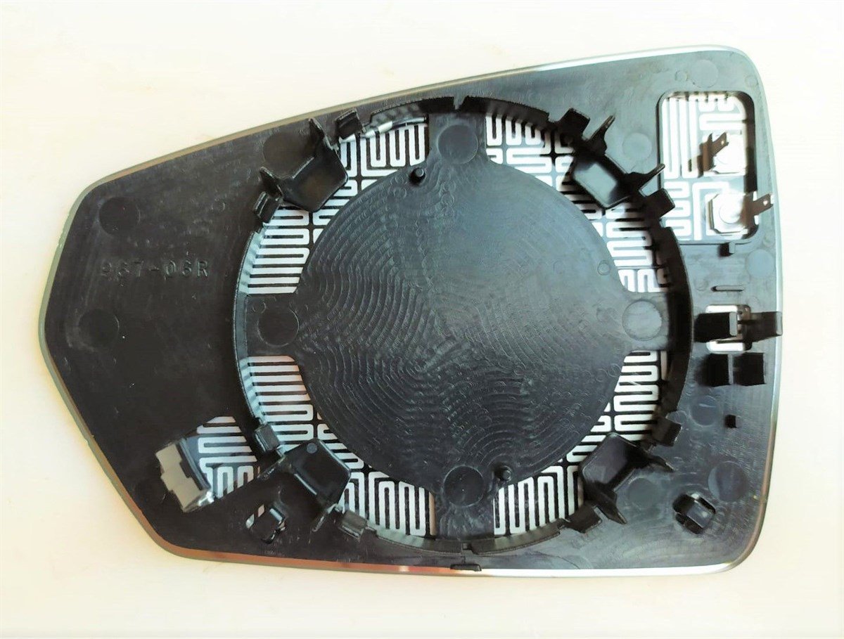 Cam VW Polo A1 2017-Isıtmalı Sağ