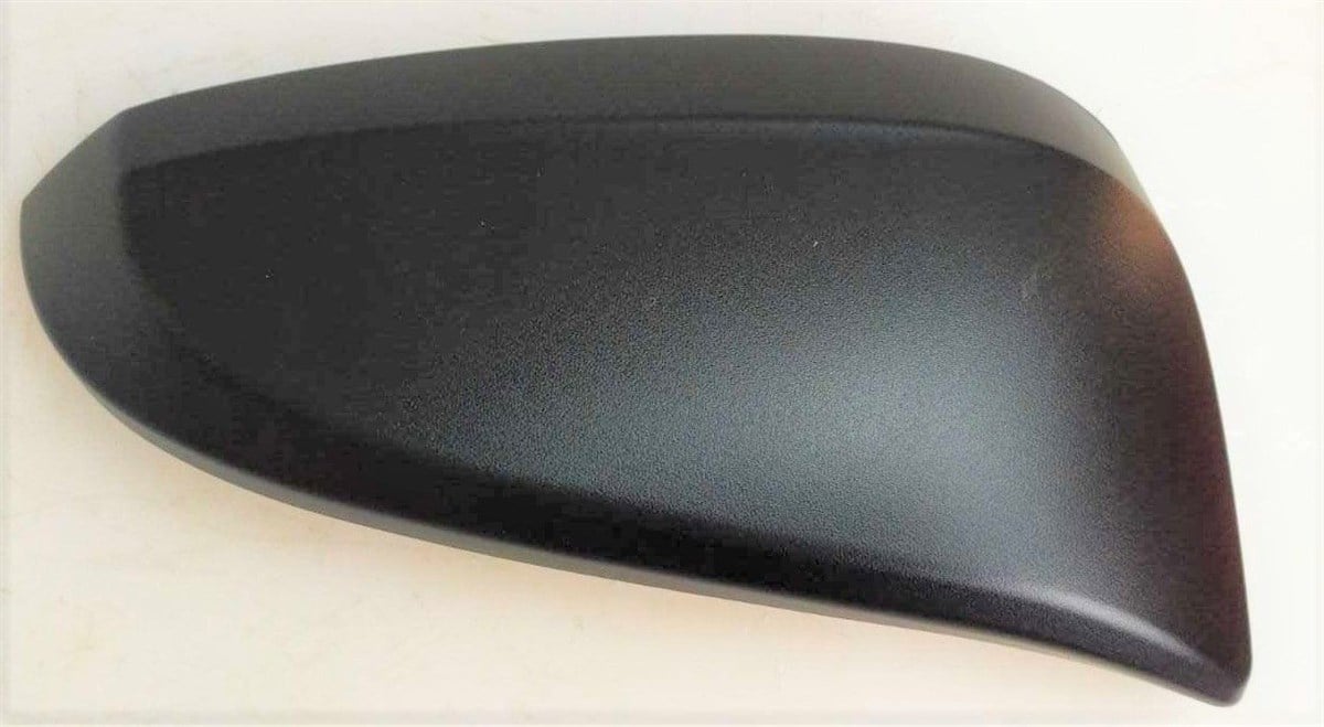 Kapak Toyota Hılux Revo 2015-Siyah Sinyalli TipSağ