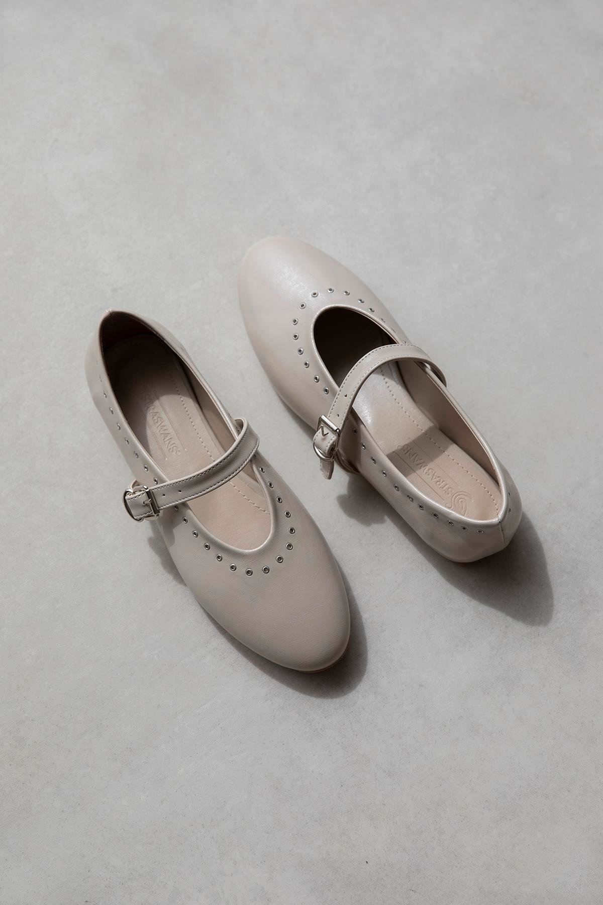 Abner  Kadın Drop Detay Kırışık Deri Babet Bej