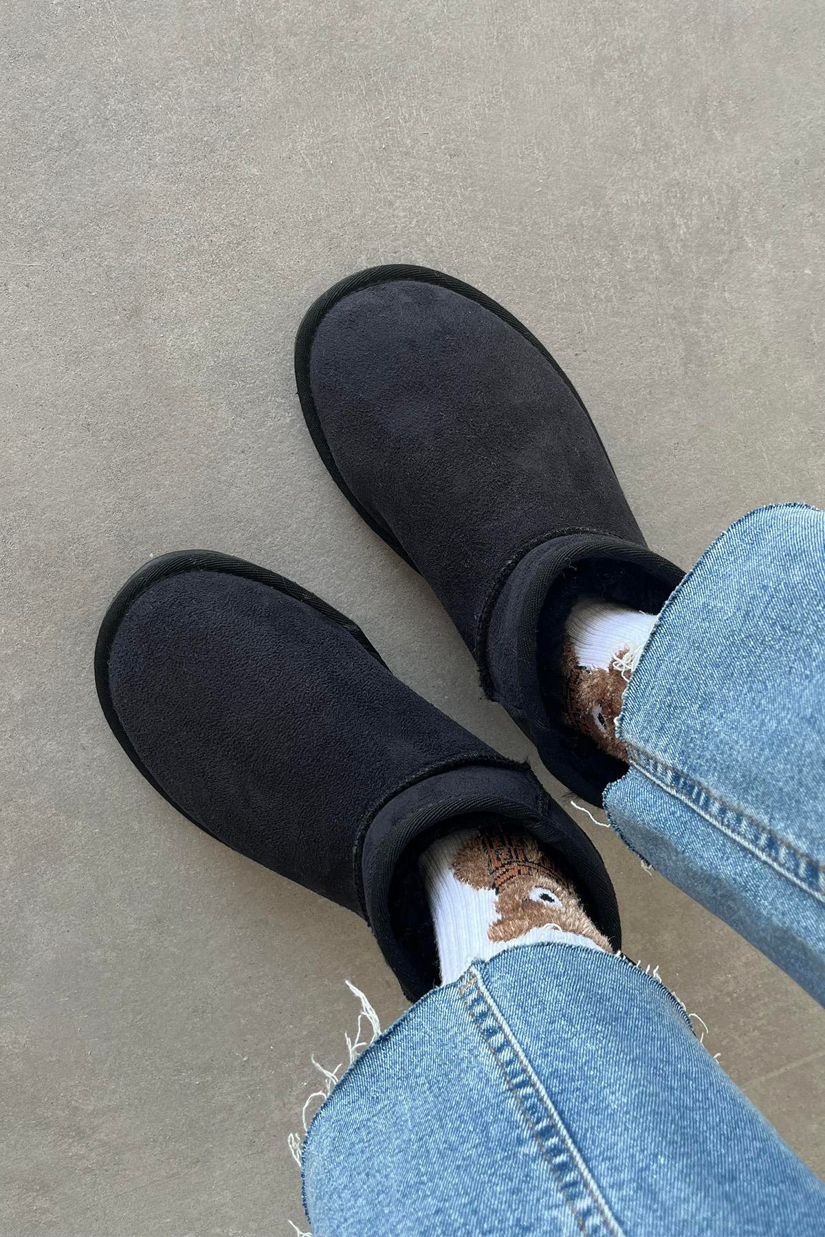 Asia Kadın  İçi Tüylü Kalın Taban  Süet Yarım  Bot Siyah