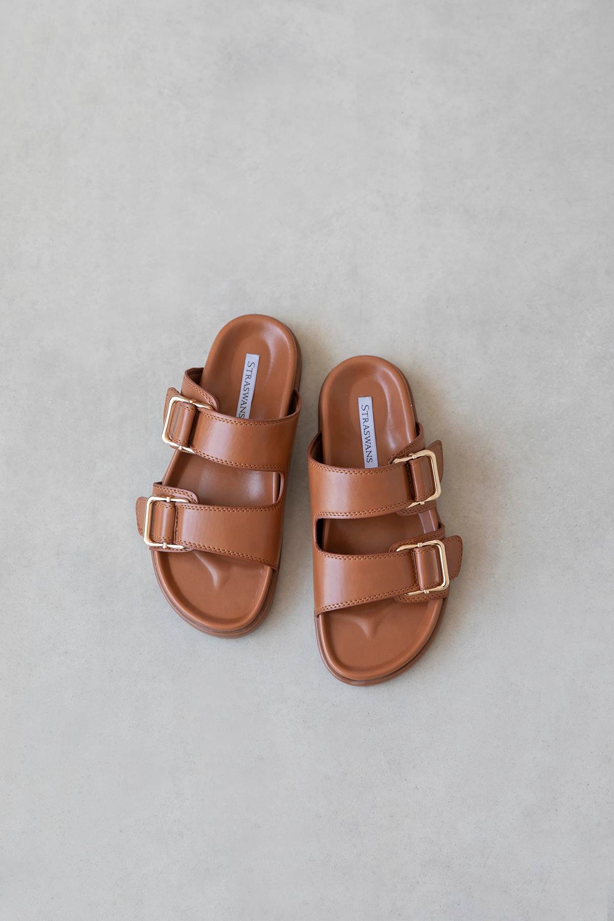 Axel Kadın Toka Detay Günlük Konfor Deri Terlik Taba