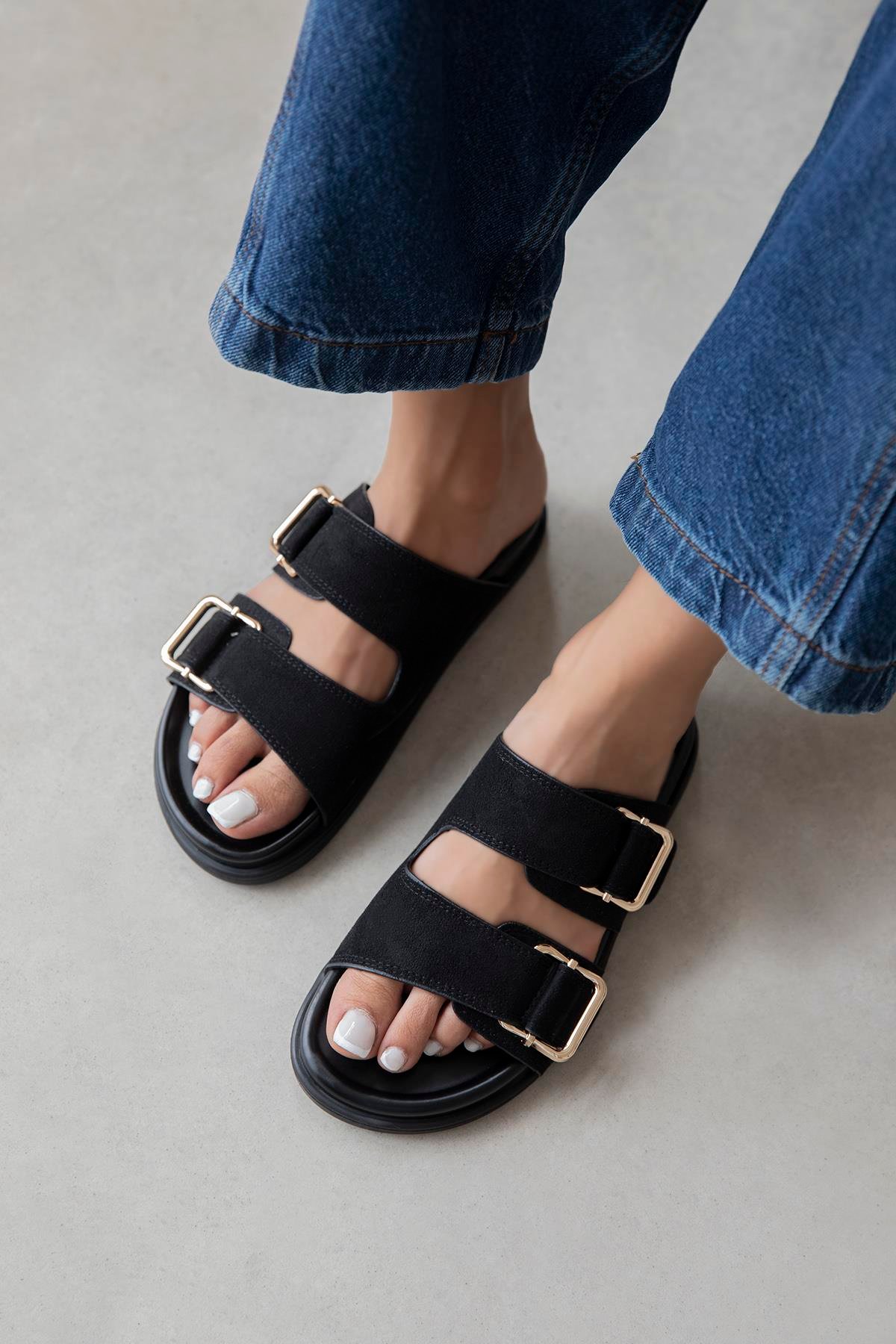 Axel Kadın Toka Detay Günlük Konfor Süet Terlik Siyah