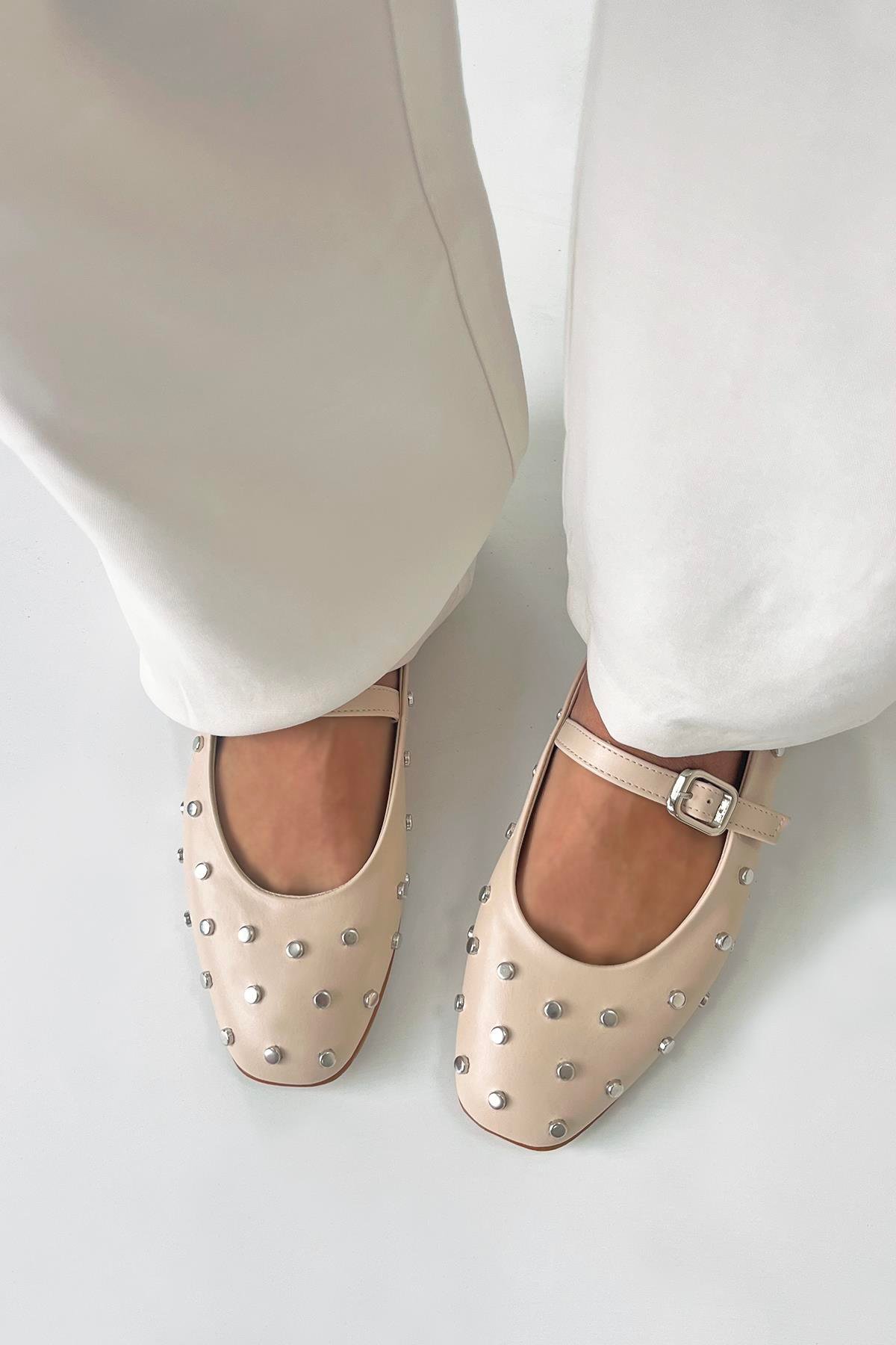 Azure Kadın  Drop  Detay  Deri  Babet Bej