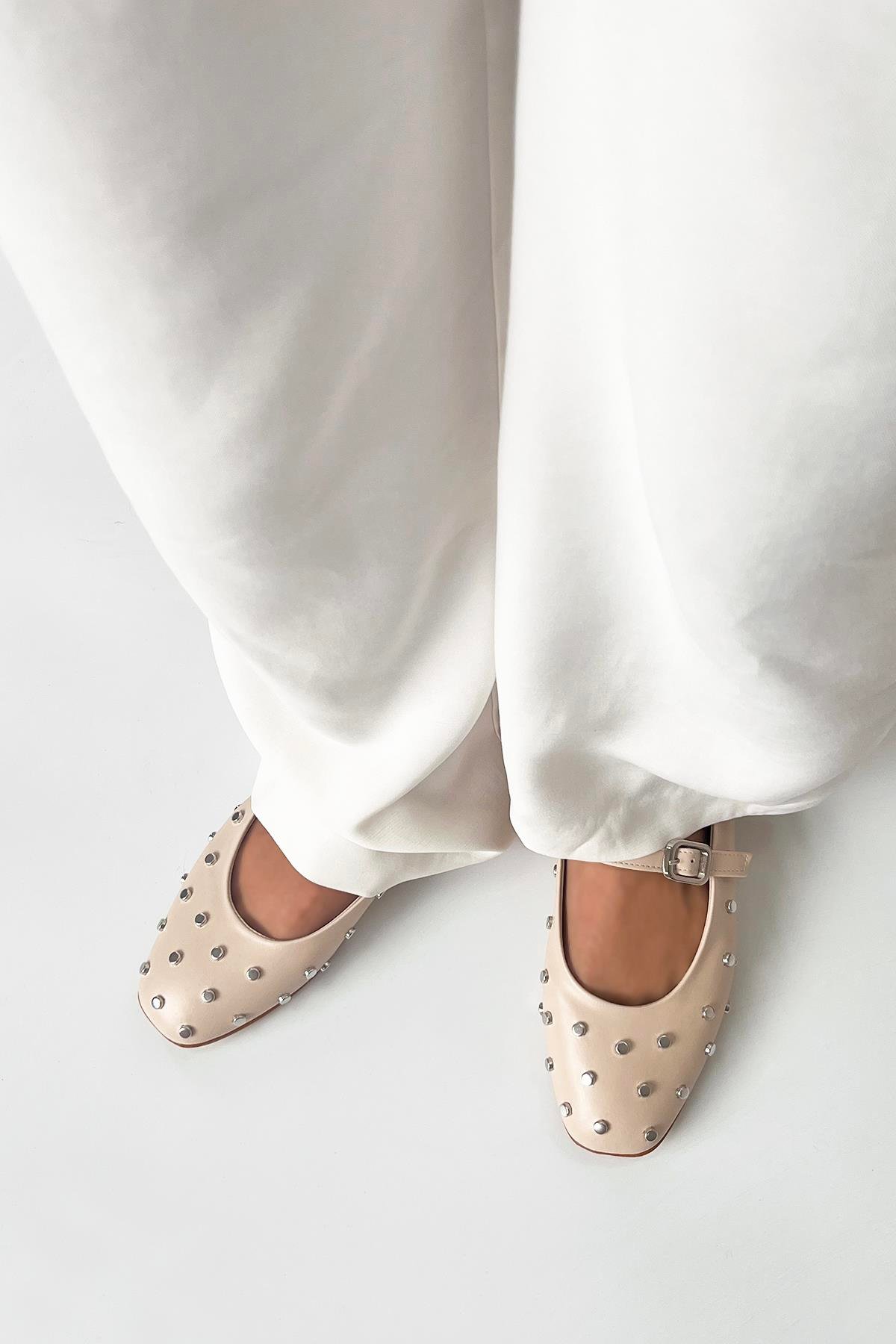 Azure Kadın  Drop  Detay  Deri  Babet Bej