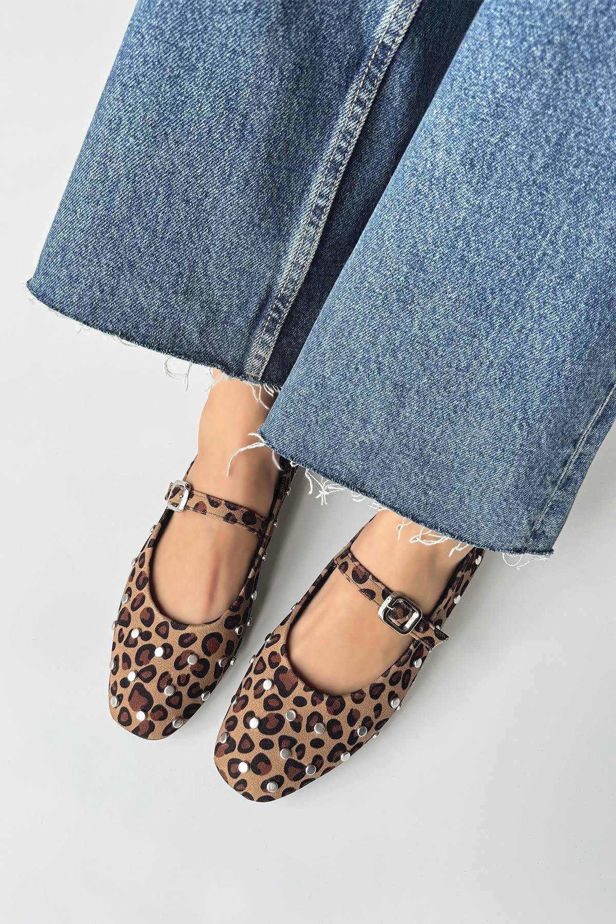 Azure Kadın  Drop  Detay  Keten Babet Leopar