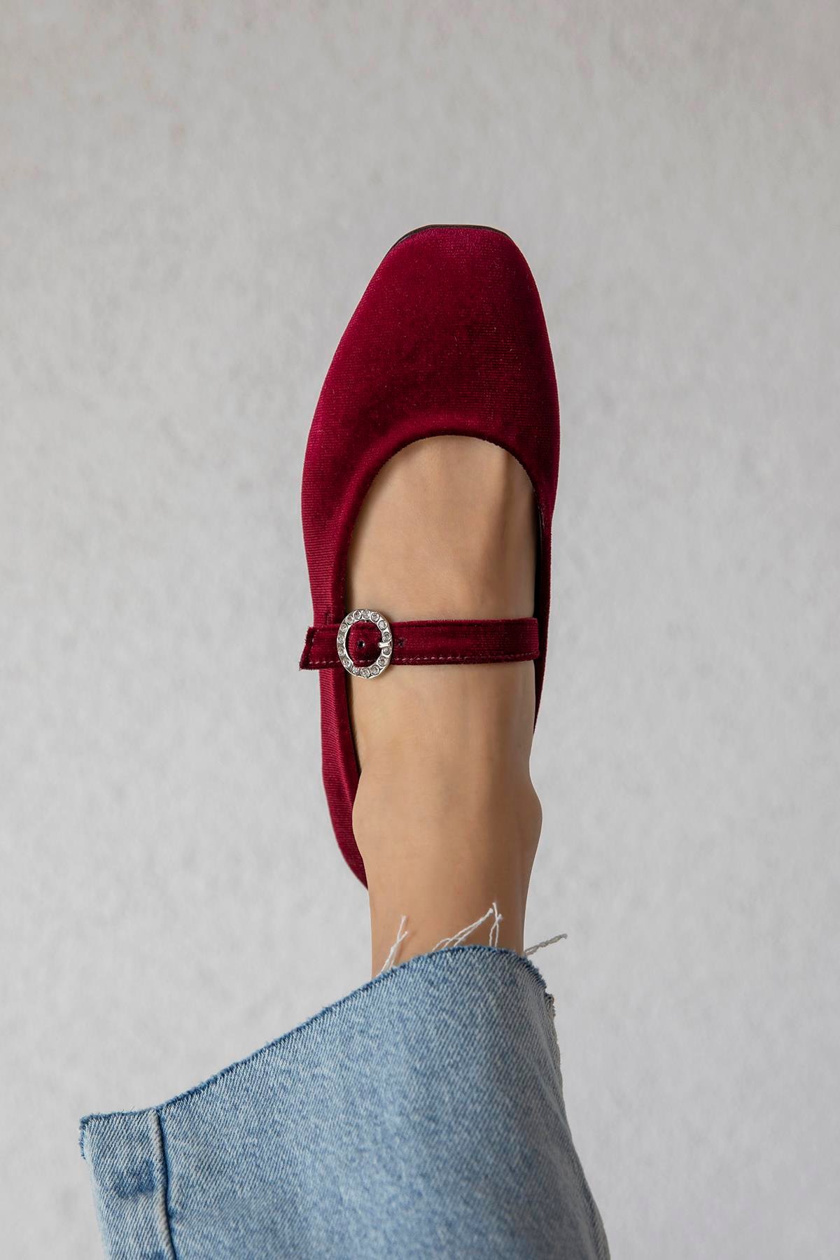Berny  Kadın  Kemer  Detay  Kadife  Babet Bordo