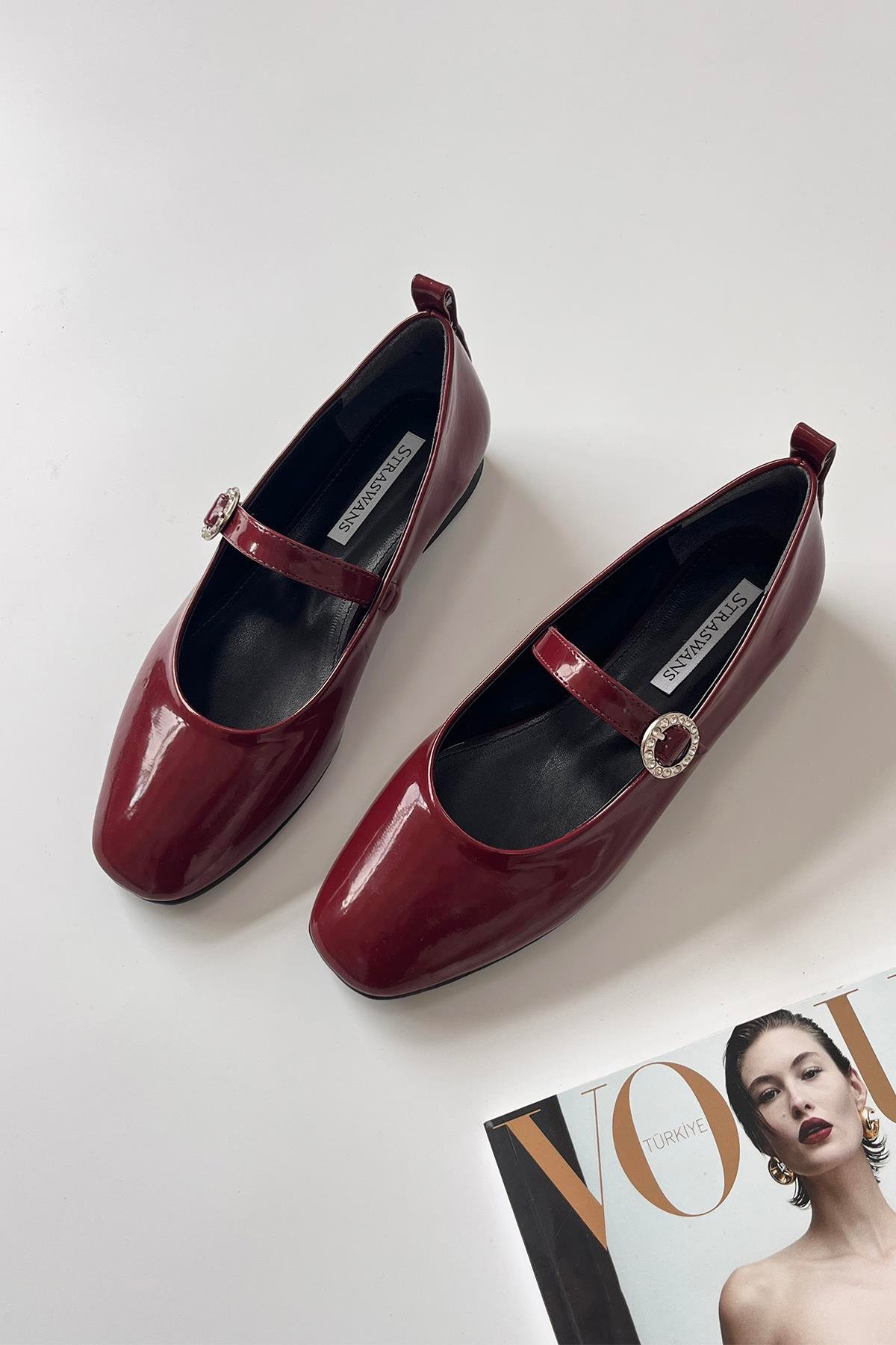 Berny  Kadın  Kemer  Detay  Rugan  Babet Bordo