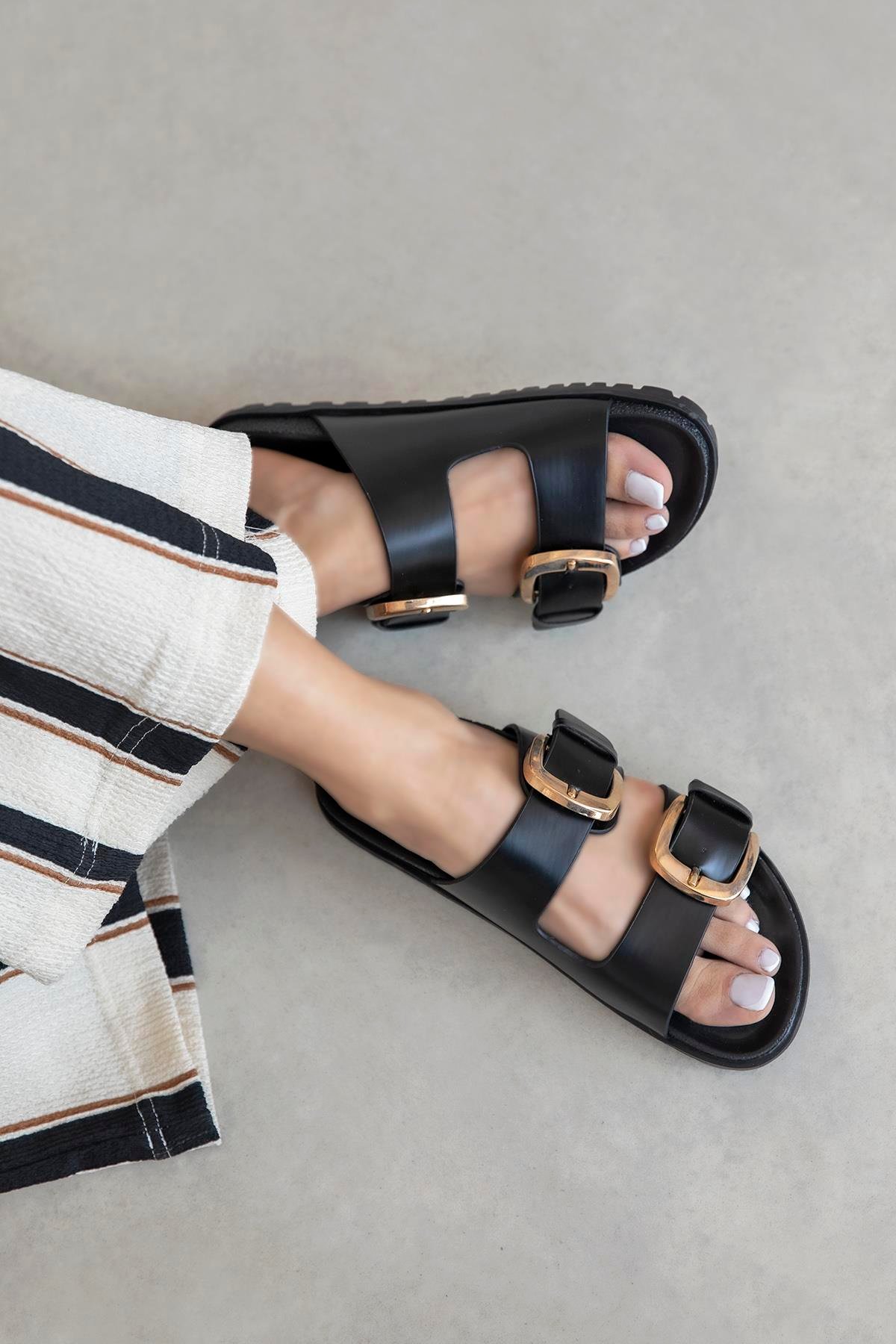 Bonita Kadın Toka Detay Günlük Konfor Terlik Siyah