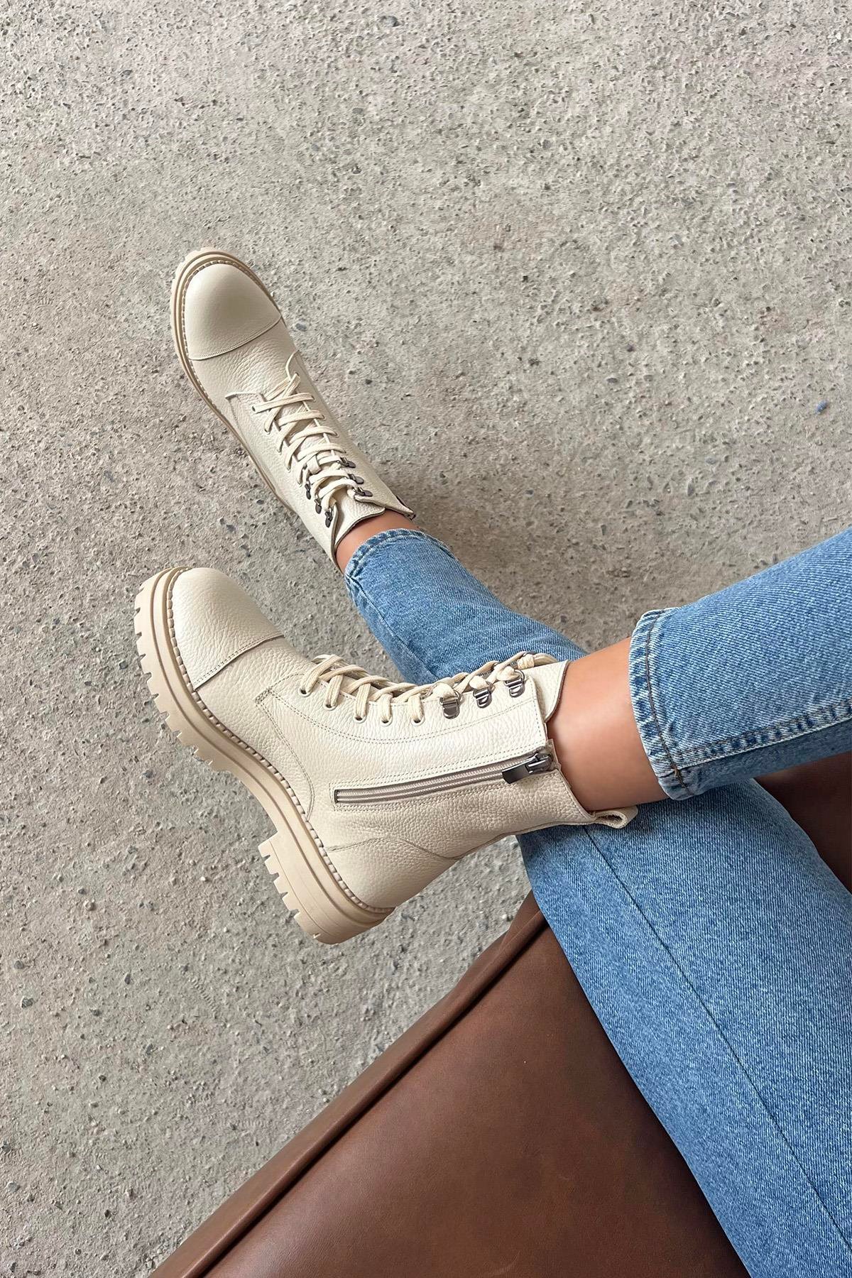 Boyd  Kadın Hakiki  Deri Postal  Bot Bej