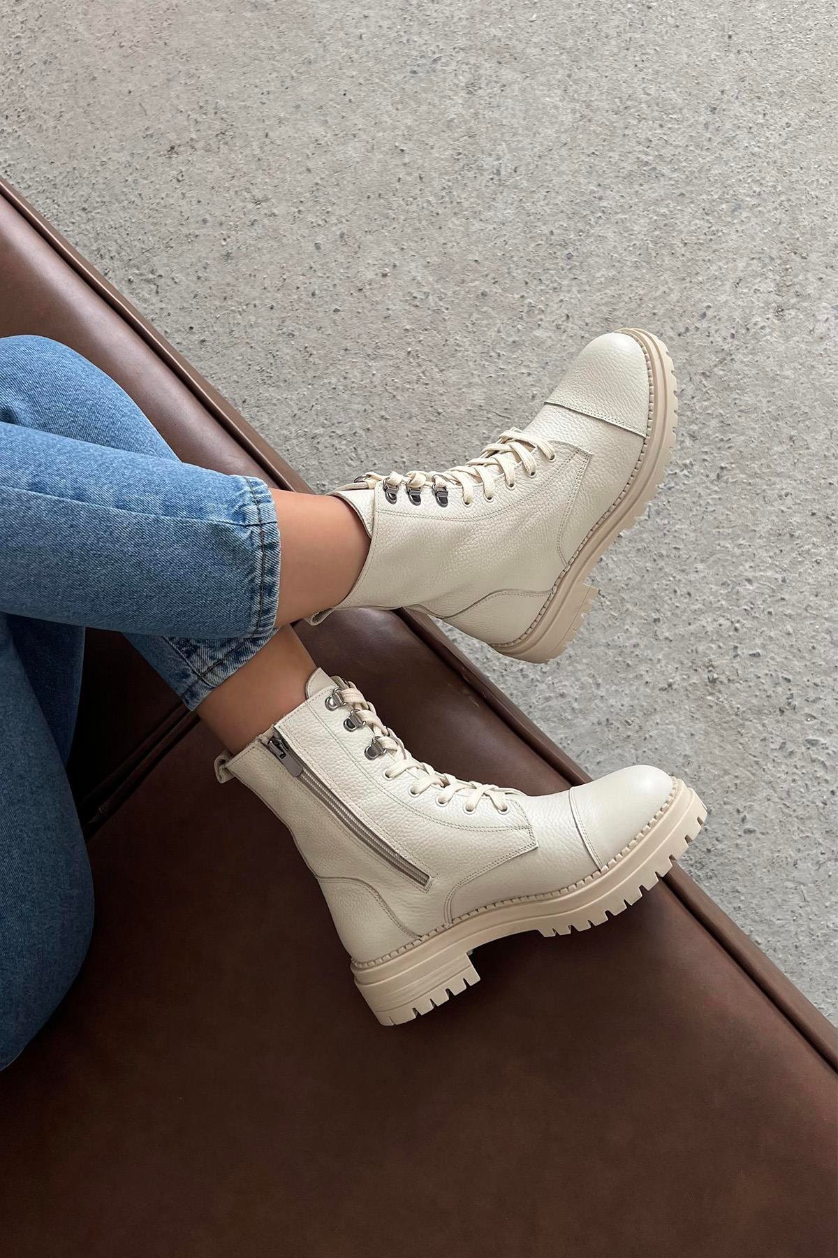 Boyd  Kadın Hakiki  Deri Postal  Bot Bej