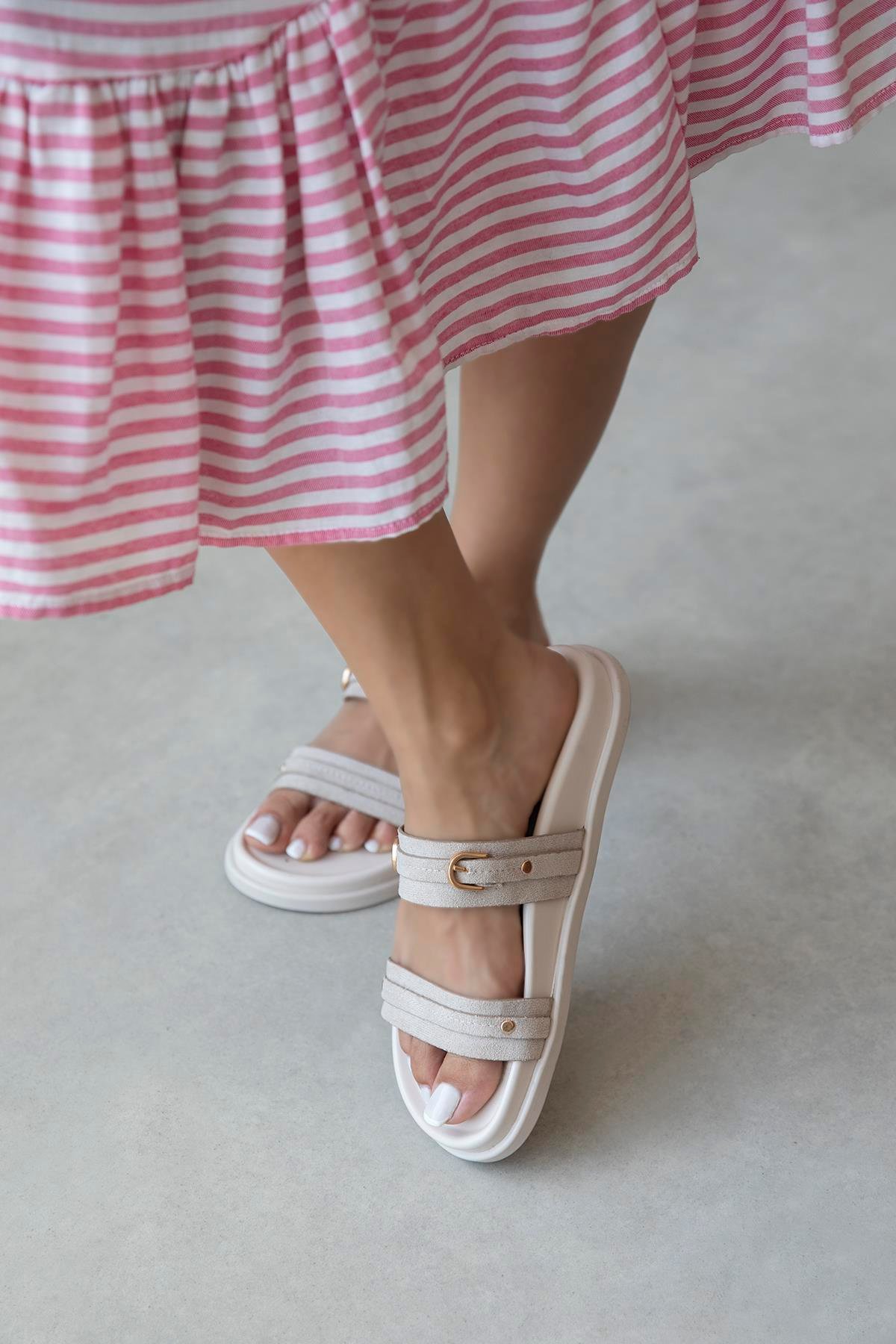 Cistra Kadın Günlük Konfor Süet Terlik Bej