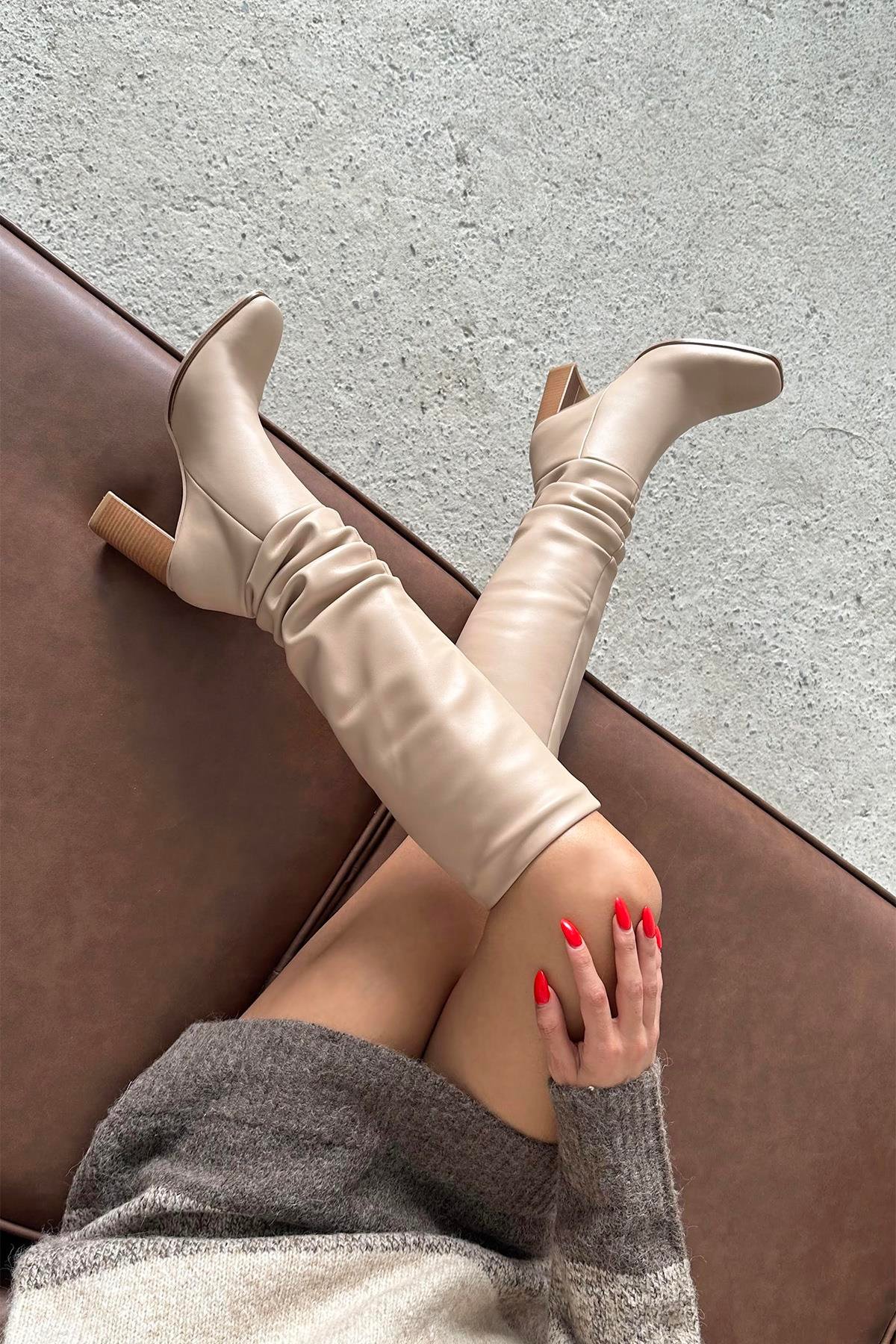 Clara  Kadın Küt  Burun  Körüklü   Deri  Çizme Ten