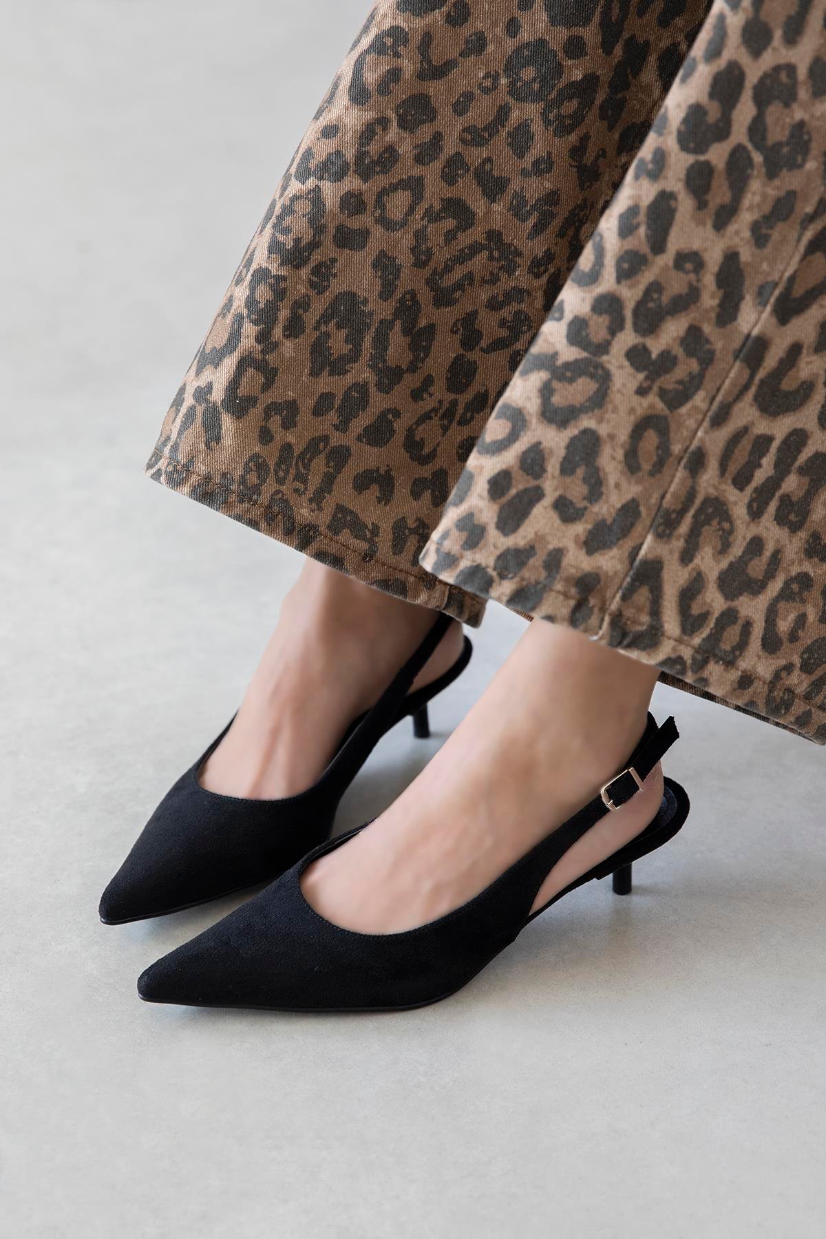 Cuesta  Kadın Topuklu Süet  Ayakkabı Siyah