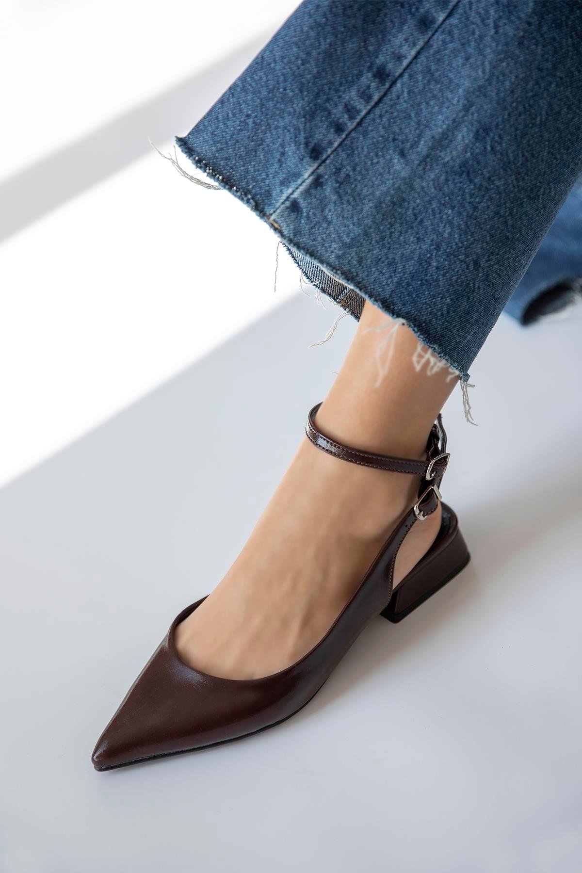 Edel Kadın Topuklu Kırışık Deri Ayakkabı Bordo