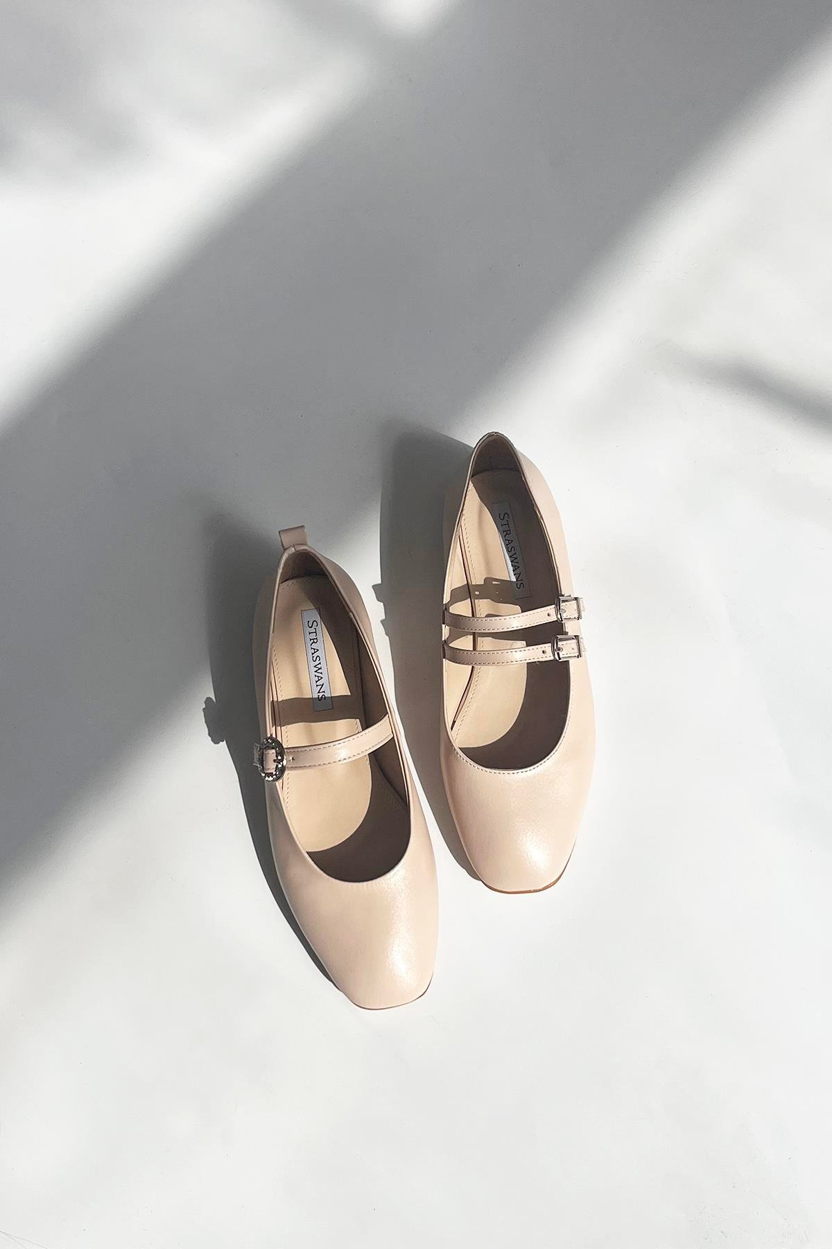 Elvira   Kadın  Kemer  Detay  Deri  Babet Bej