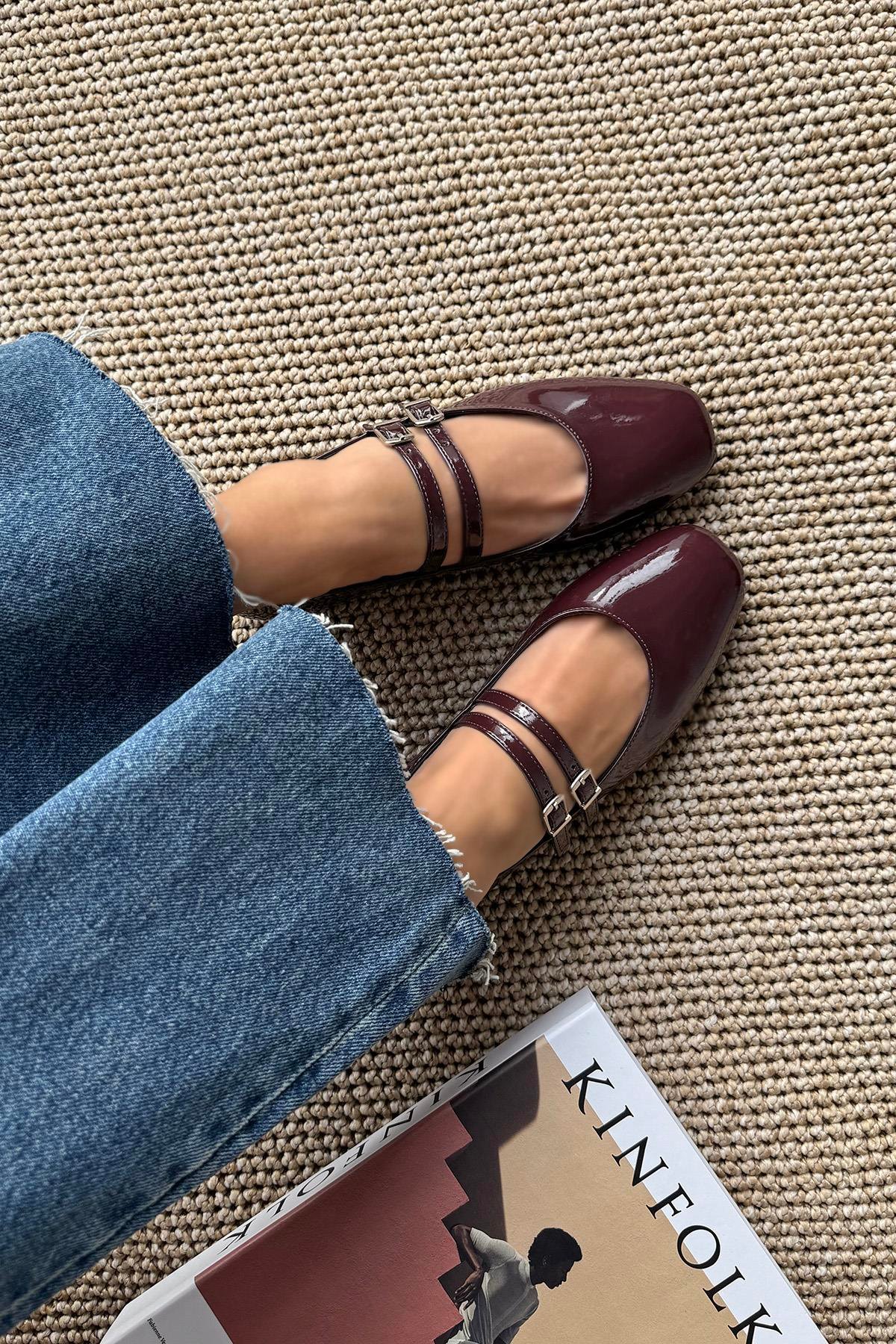 Elvira   Kadın  Kemer  Detay  Rugan  Babet Bordo