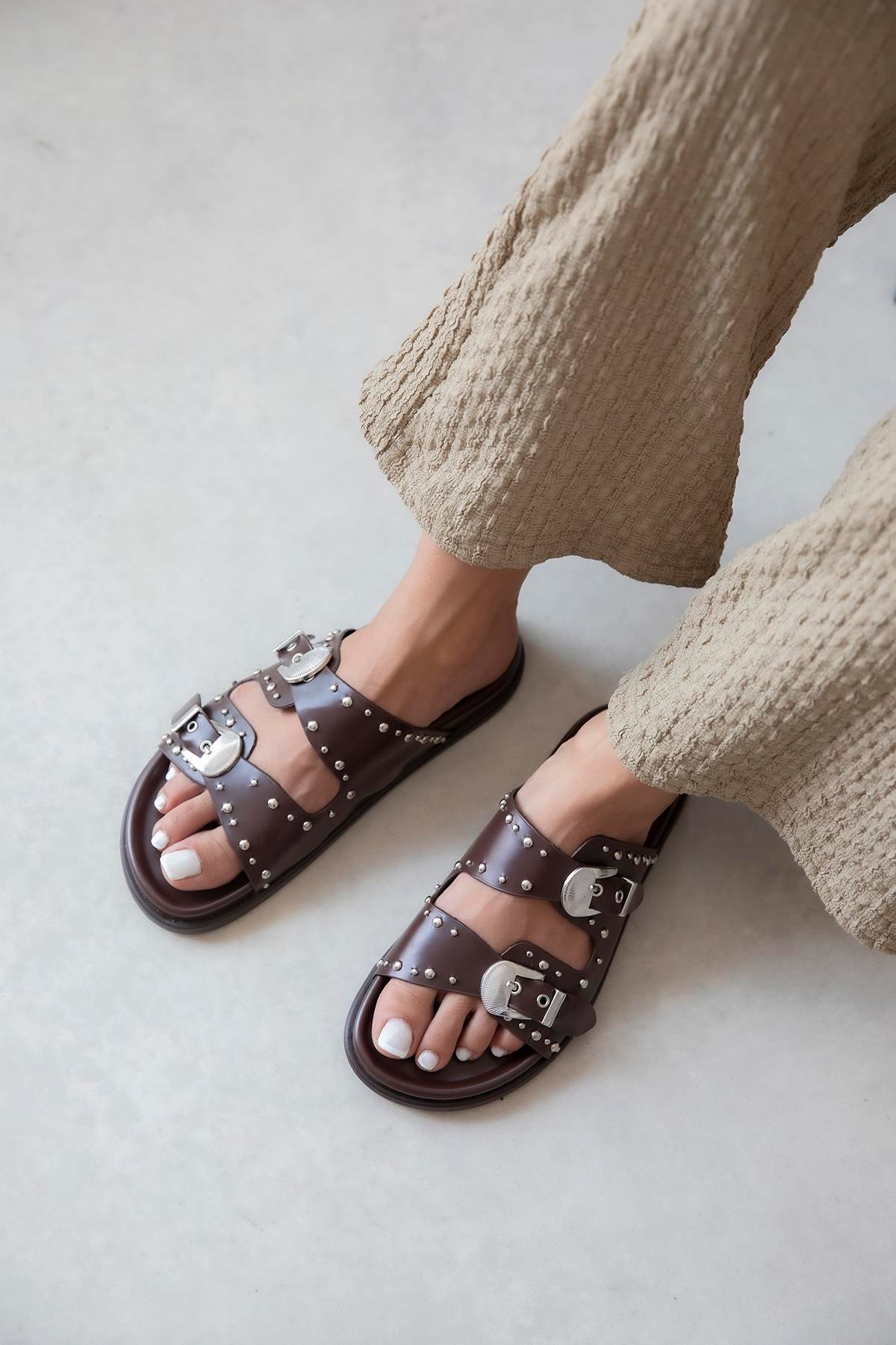 Gavi Kadın Drop Detay Günlük Konfor Deri Terlik Kahve