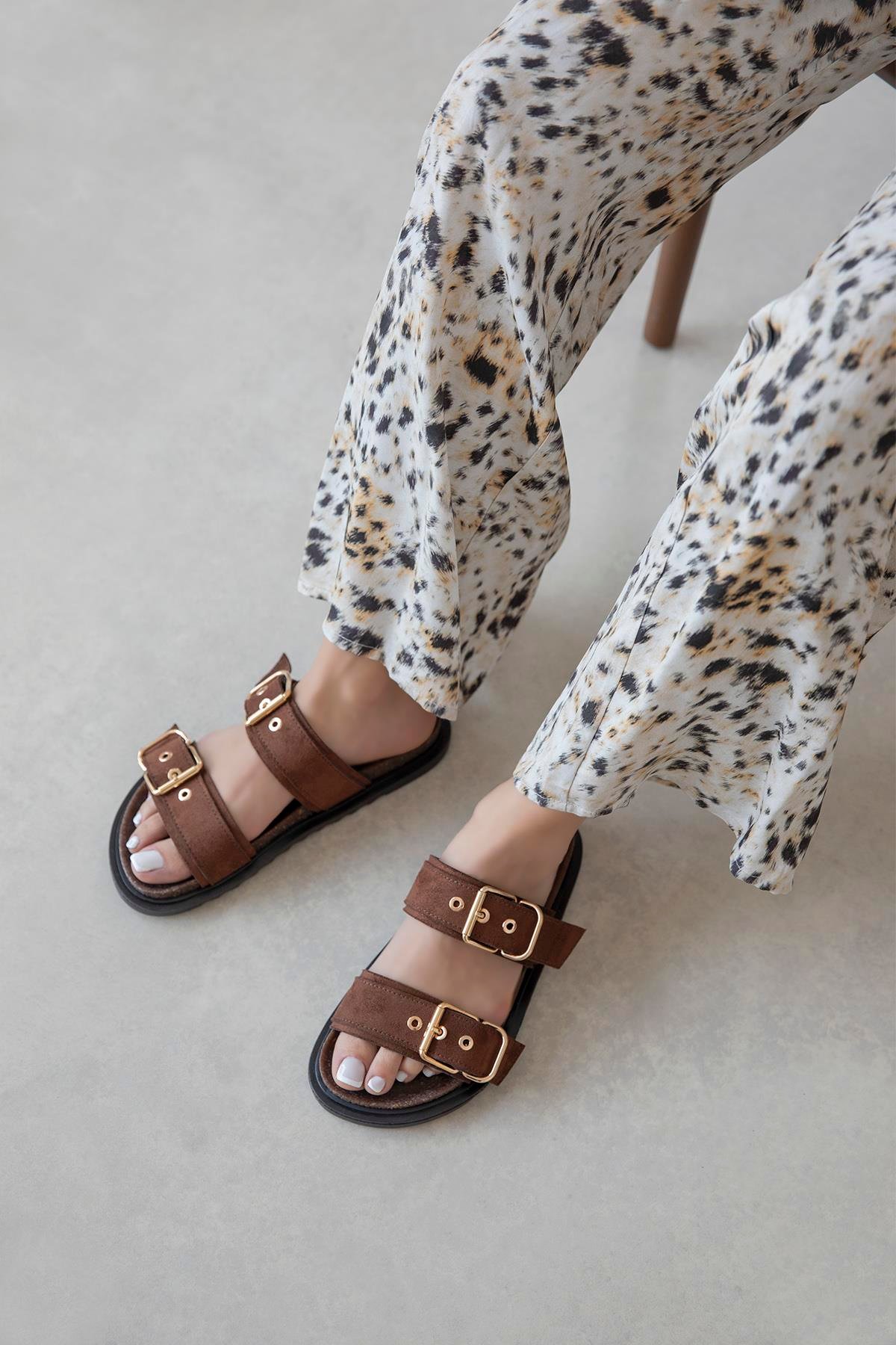 Gita Kadın Toka Detay Günlük Konfor Süet Terlik Kahve