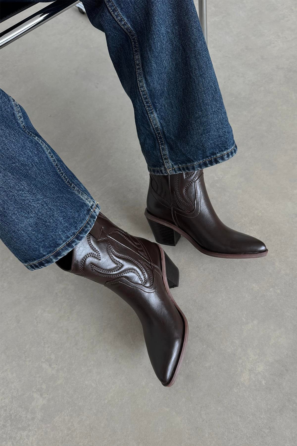 Hadley  Kadın   Deri  Topuklu   Bot Kahve