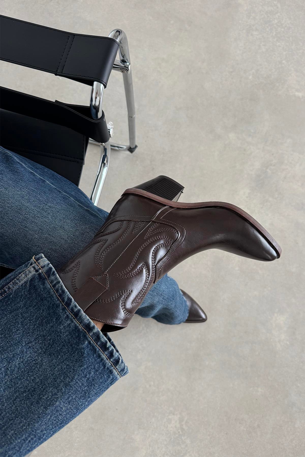 Hadley  Kadın   Deri  Topuklu   Bot Kahve