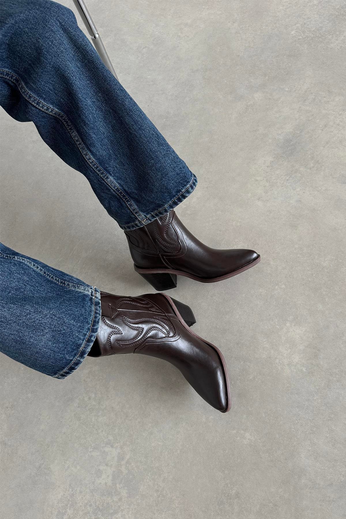 Hadley  Kadın   Deri  Topuklu   Bot Kahve