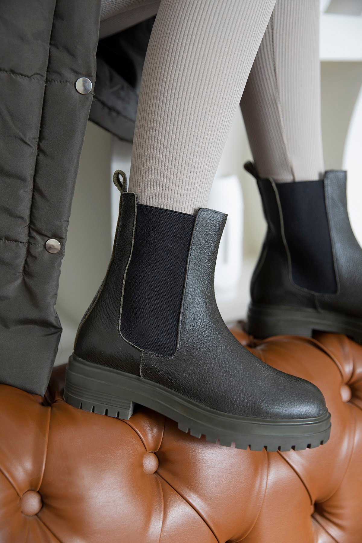 Helen Kadın Lastik Detay  Hakiki  Deri Postal  Bot Haki