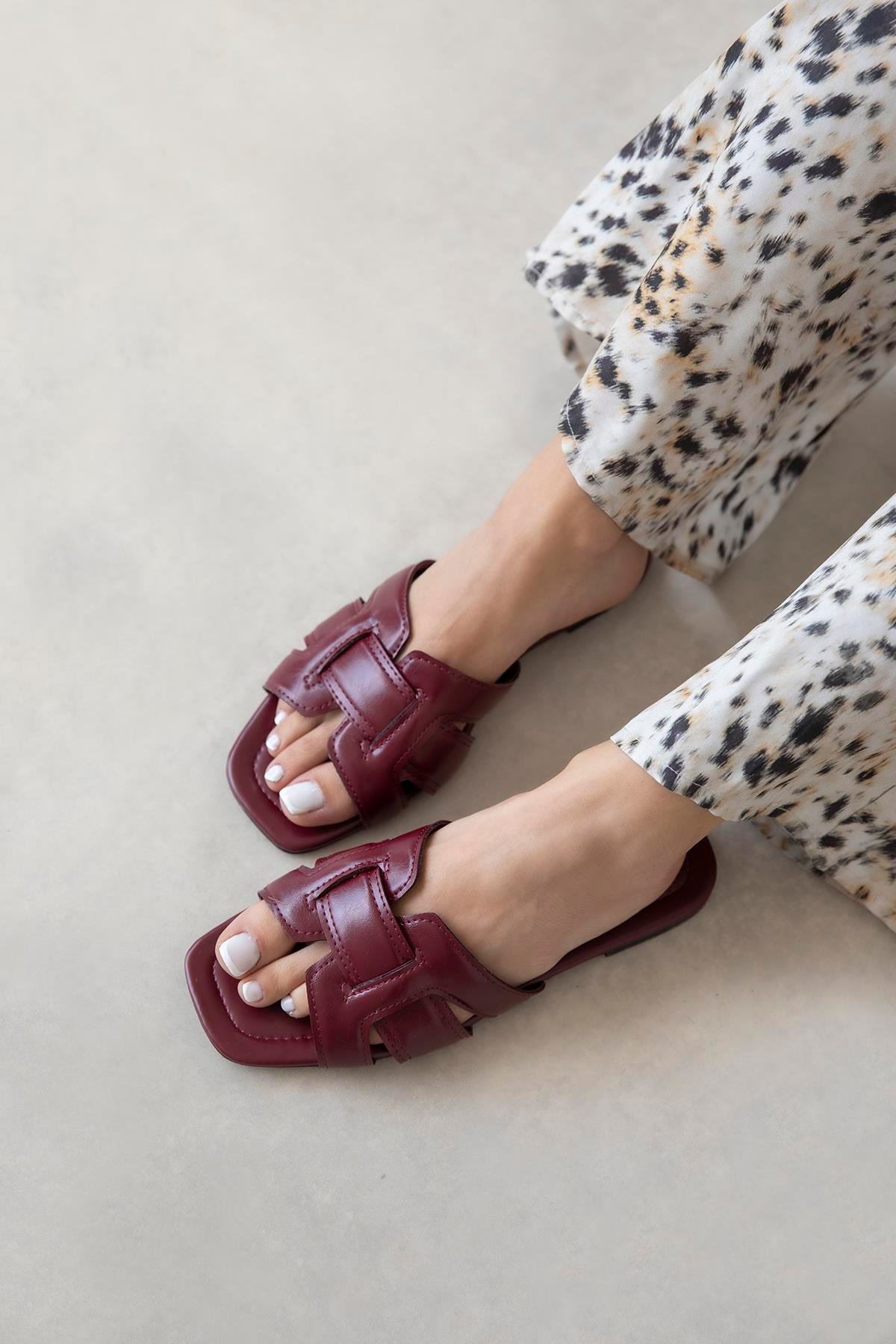 Huxx  Kadın Tek Bant  Günlük Deri Terlik Bordo