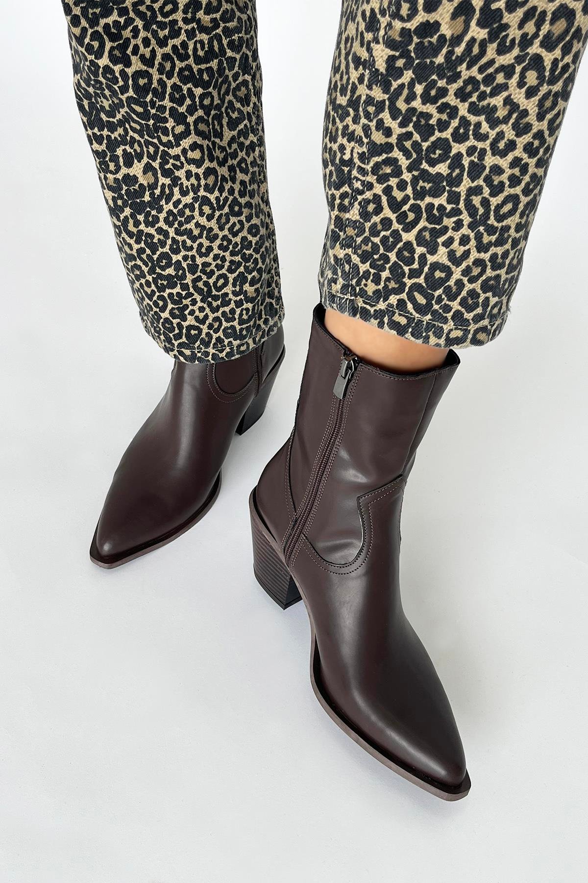 Jose  Kadın   Deri  Topuklu   Bot Kahve