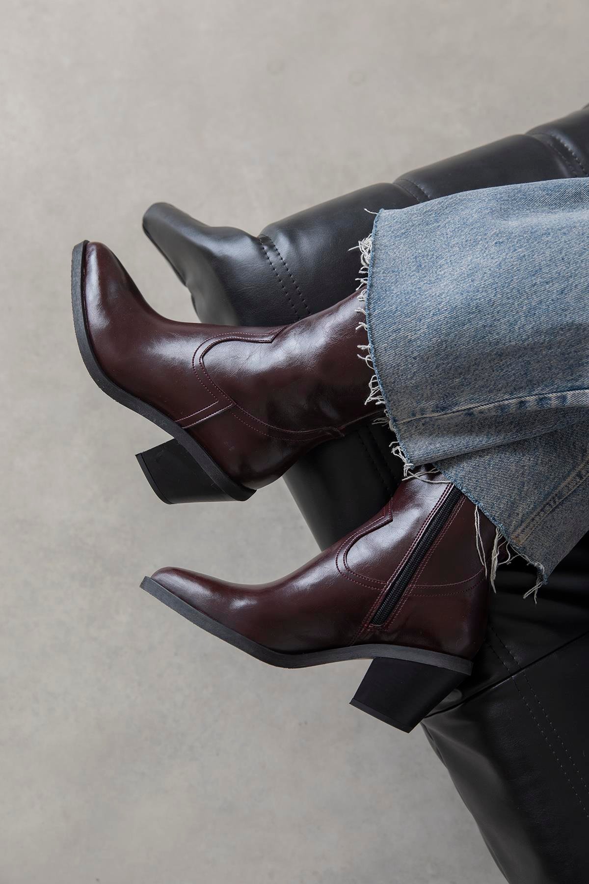 Jose Kadın Kırışık Deri Topuklu Bot Bordo