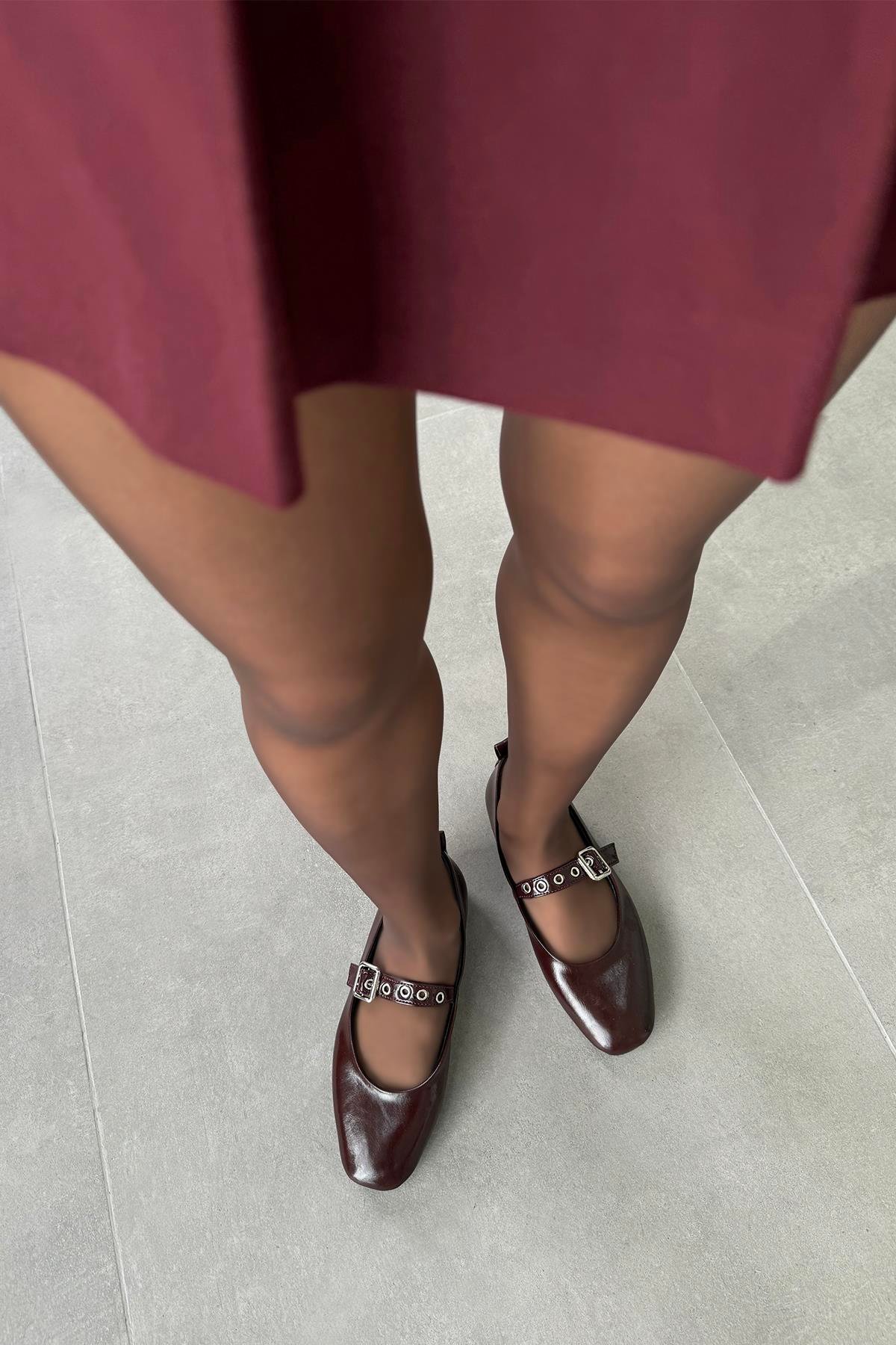 Jules Kadın Kemer Detay Kırışık Deri Babet Bordo