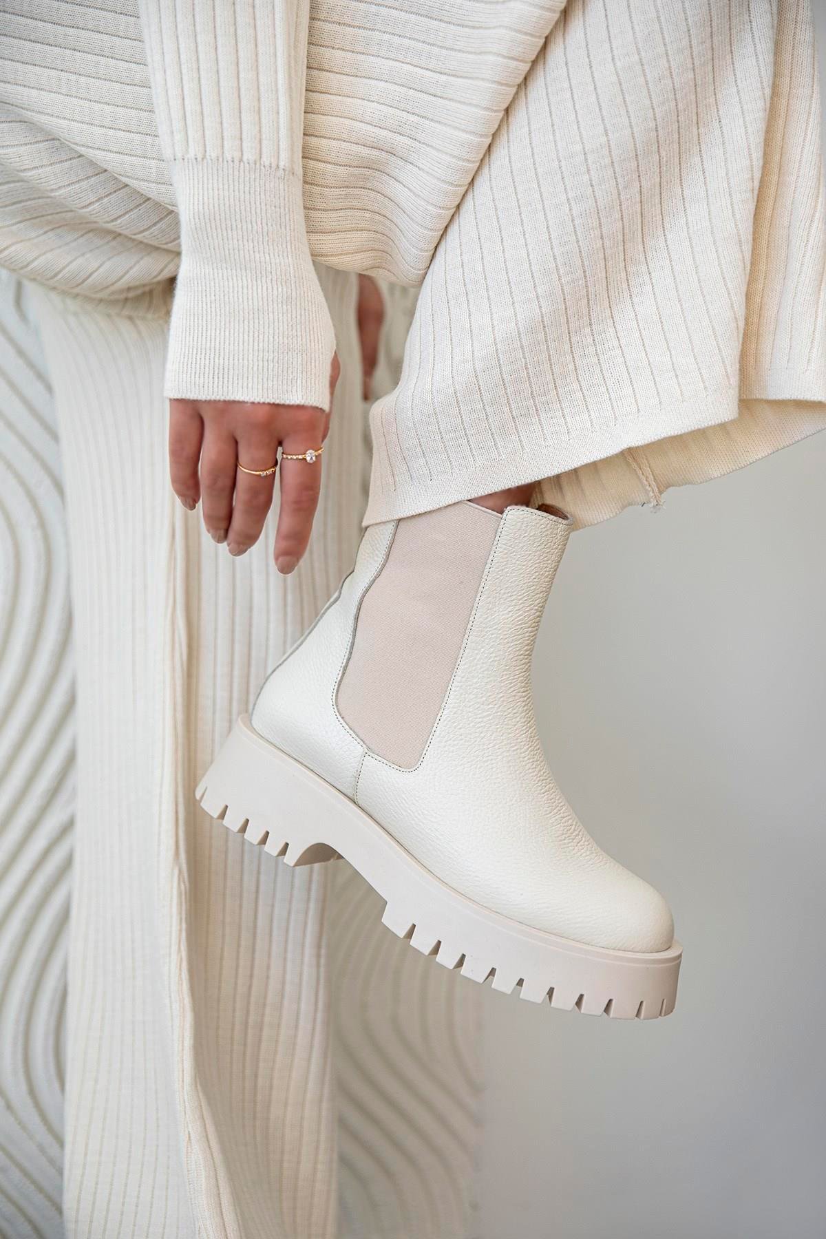 Kante  Kadın Lastik Detay  Hakiki  Deri Postal  Bot Bej