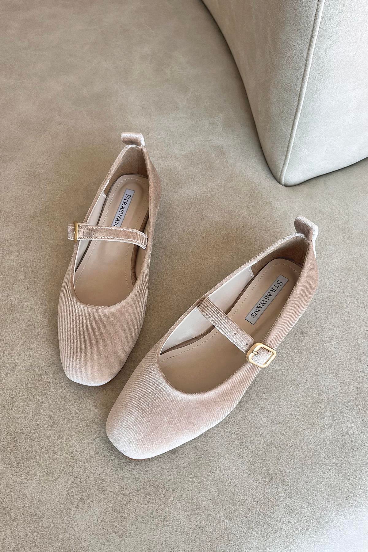 Karmin  Kadın  Kemer  Detay  Kadife  Babet Vizon