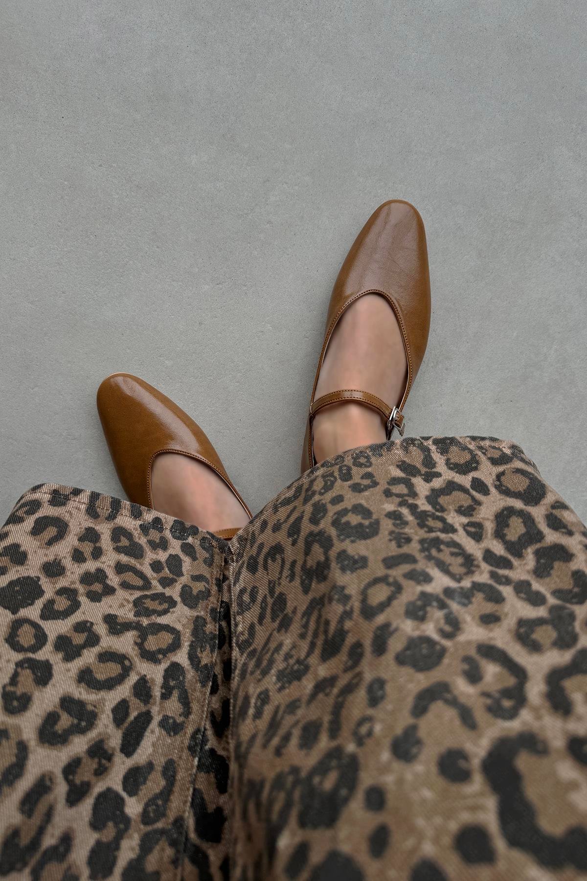 Leroy  Kadın Kırışık Deri Babet CAMEL