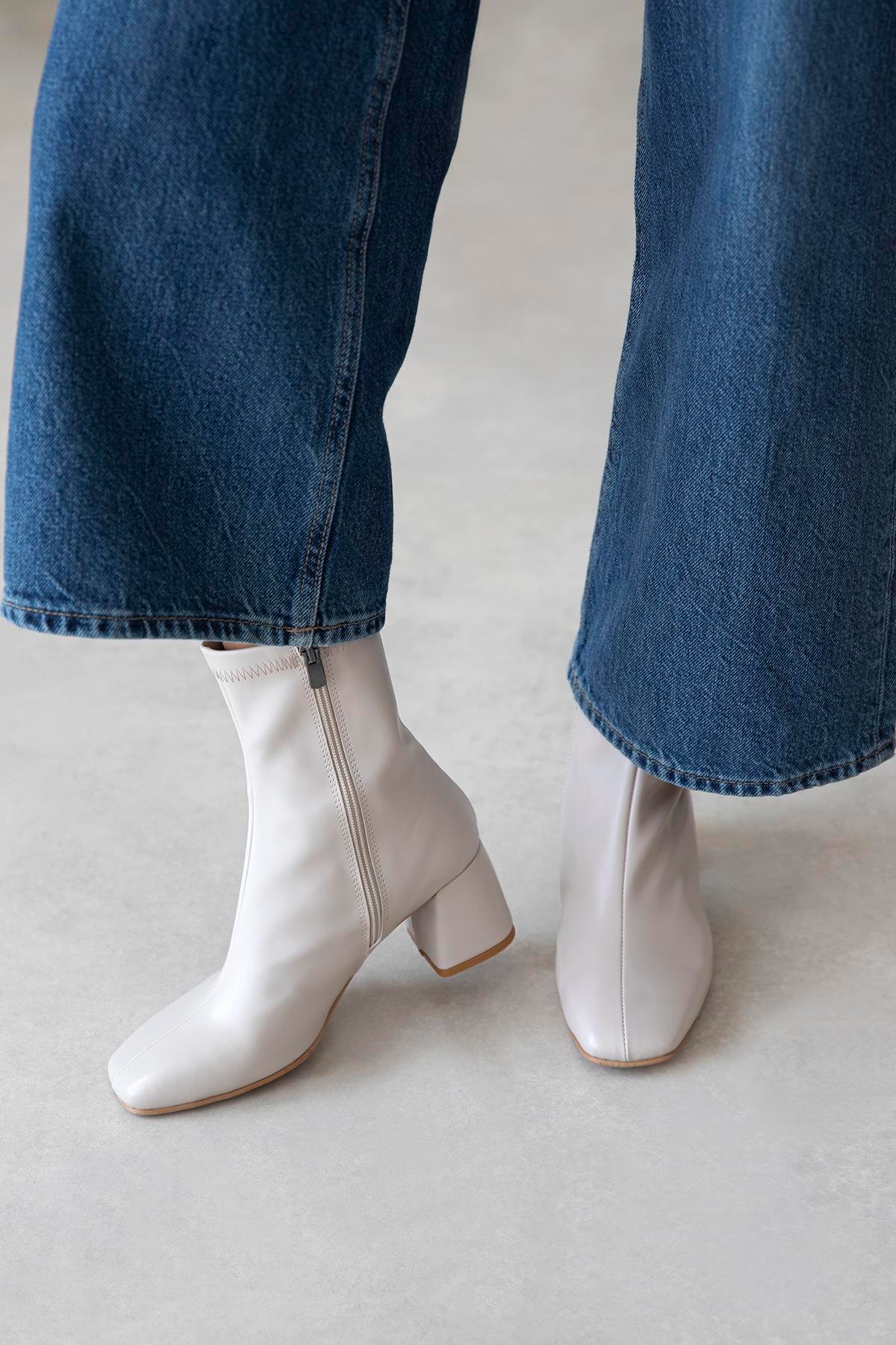 Lucas  Kadın   Küt Kalıp Deri Bot Bej