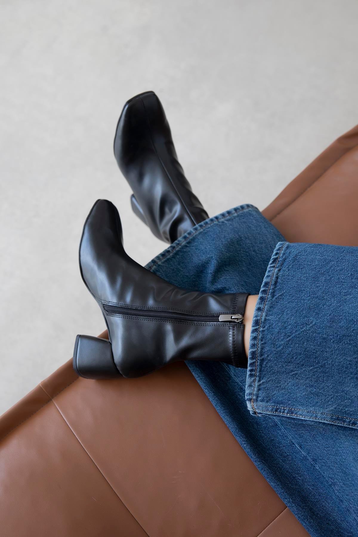 Lucas  Kadın   Küt Kalıp Deri Bot Siyah