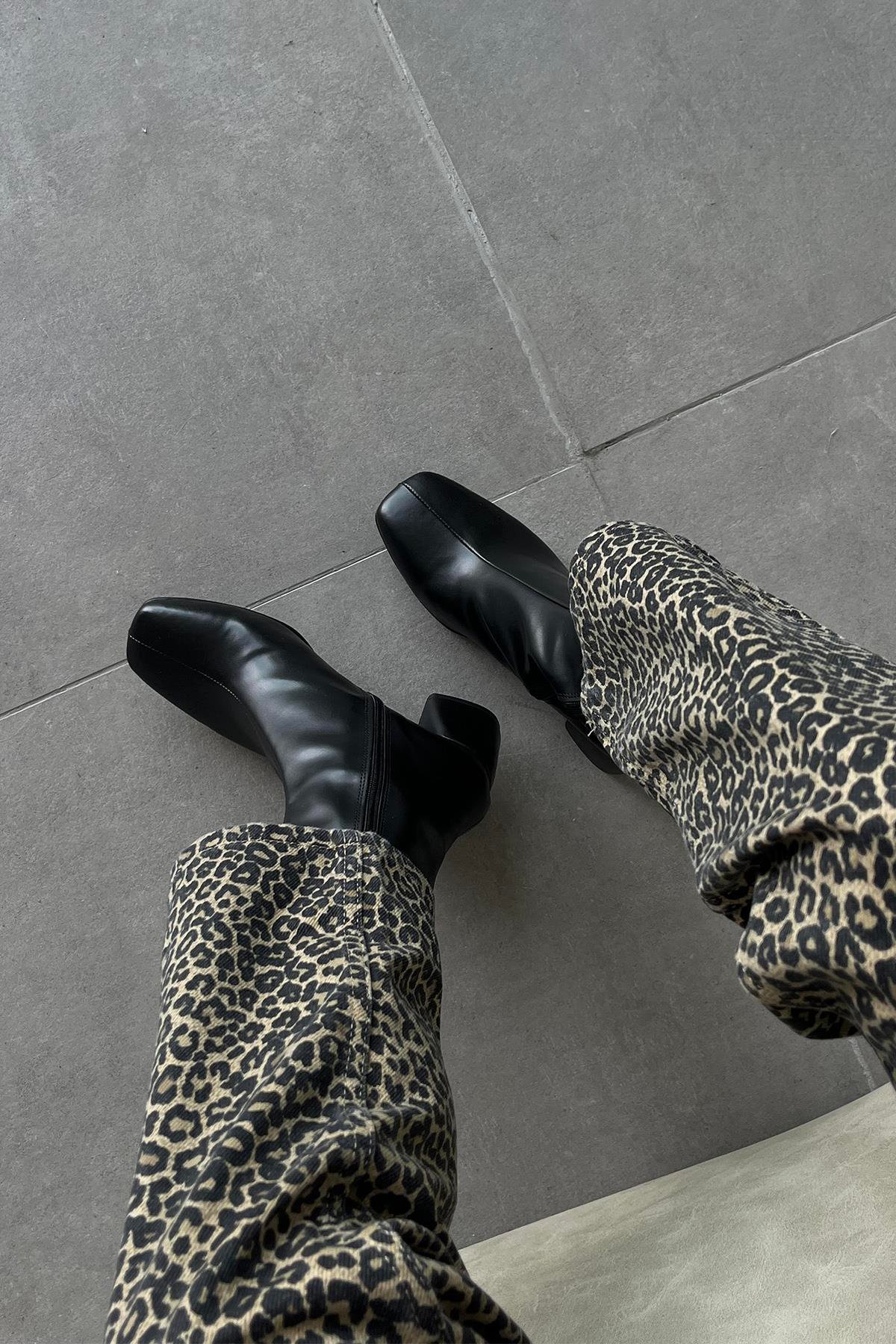 Lucas  Kadın   Küt Kalıp Deri Bot Siyah