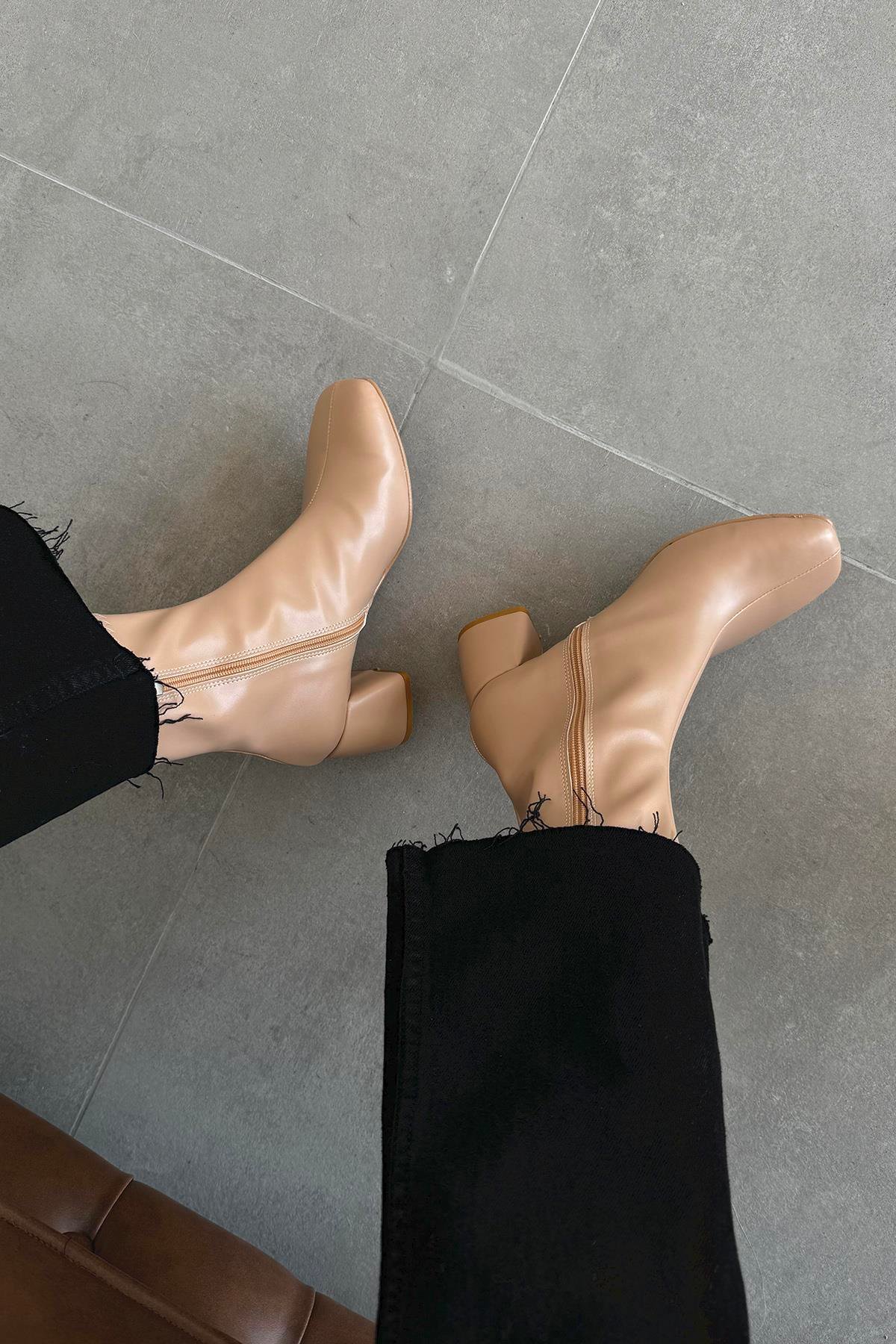 Lucas  Kadın   Küt Kalıp Deri Bot Ten