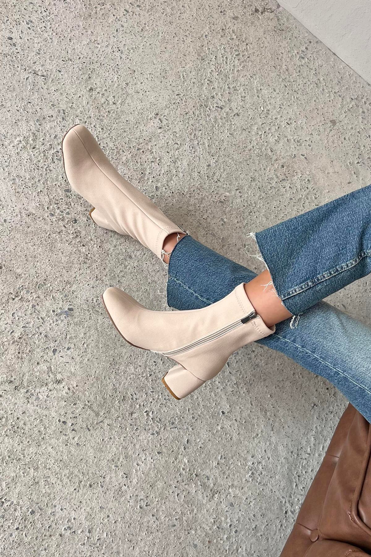 Lucas Kadın Küt Kalıp Streç Bot Bej