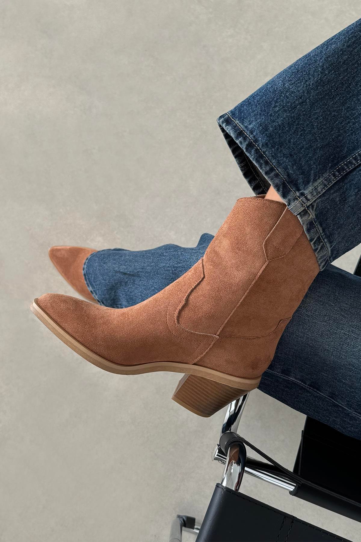 Maven Kadın Süet Topuklu Bot Taba