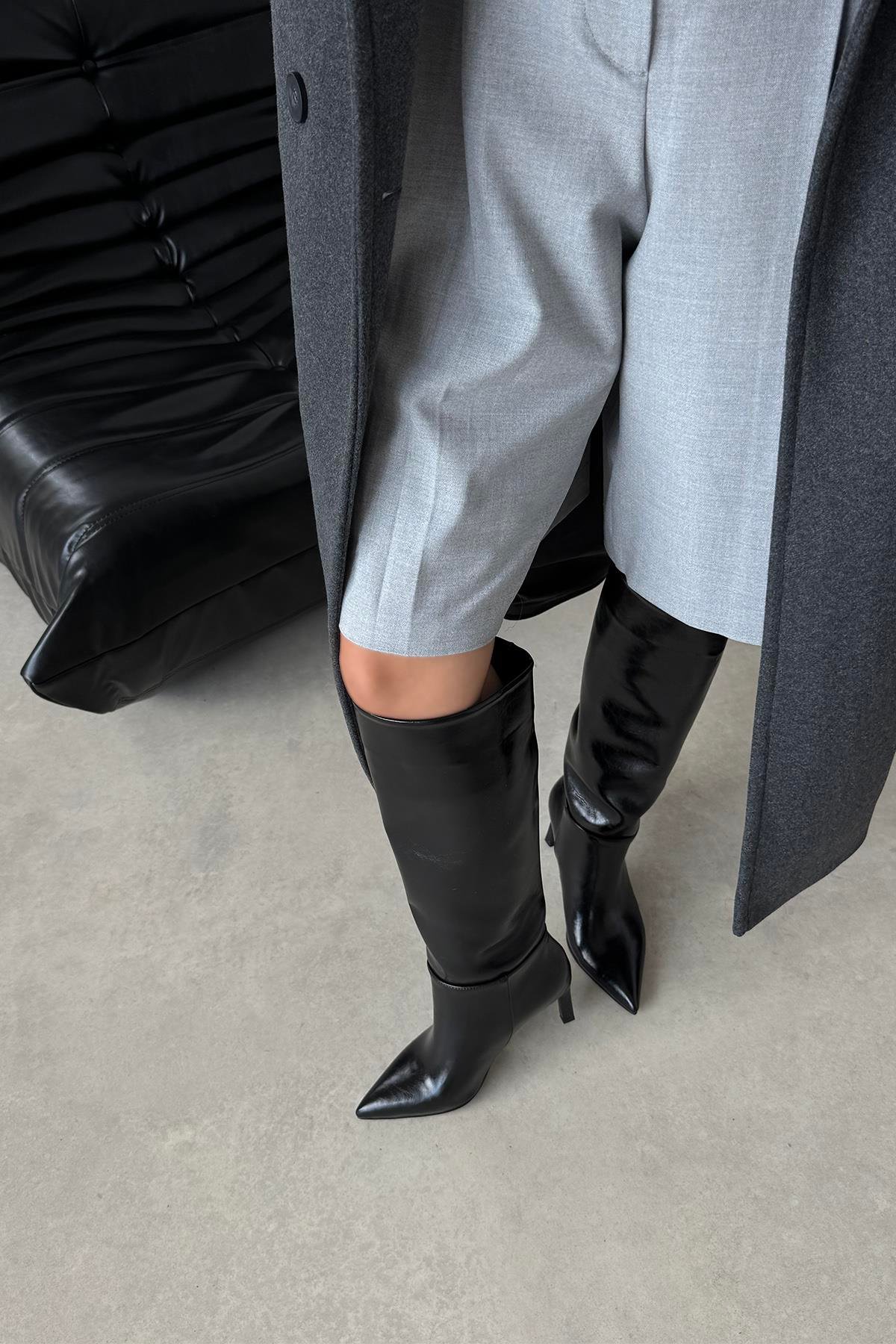 Nadia Kadın Kırışık Deri Çizme Siyah