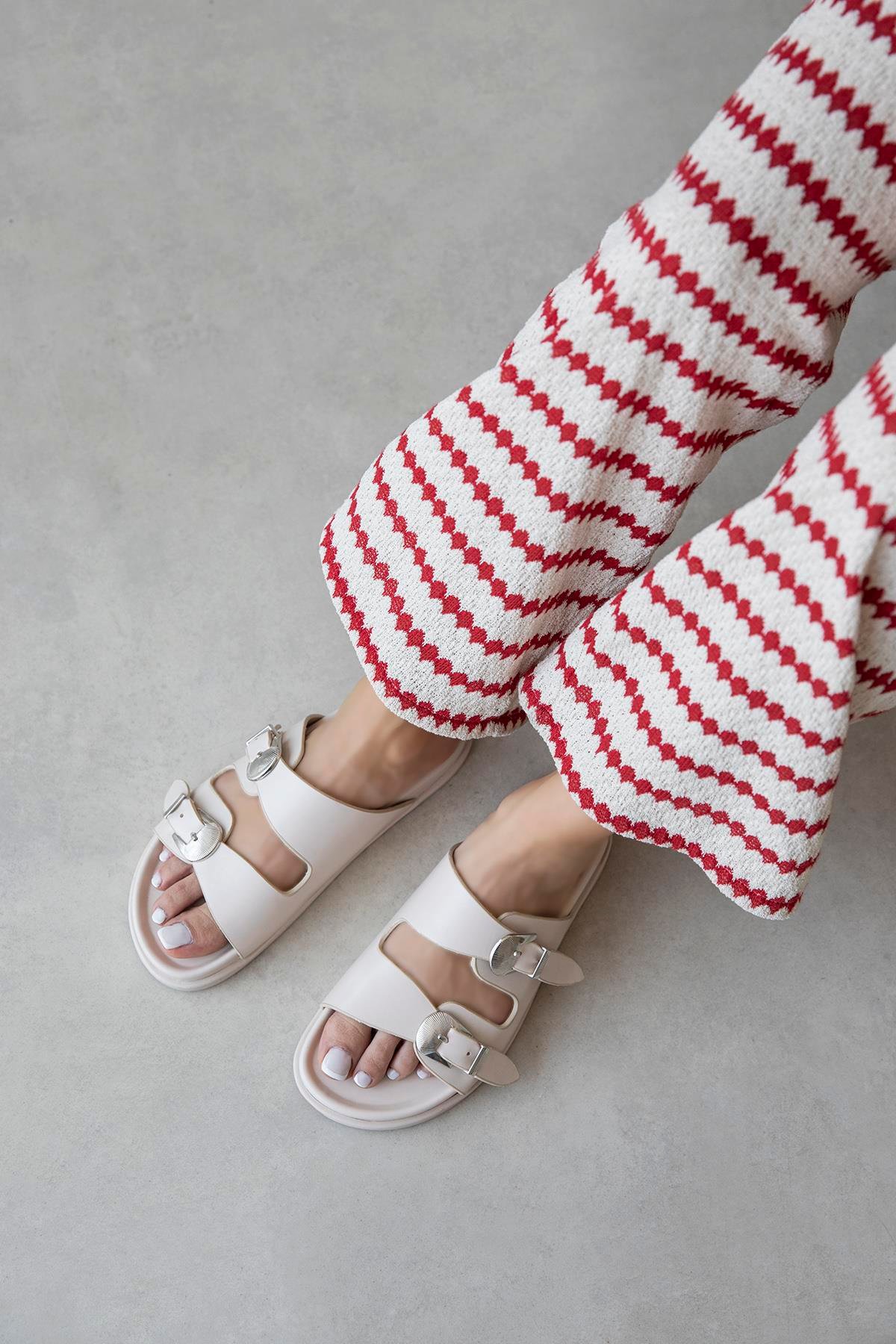 Orban Kadın Toka Detay Günlük Konfor Deri Terlik Bej