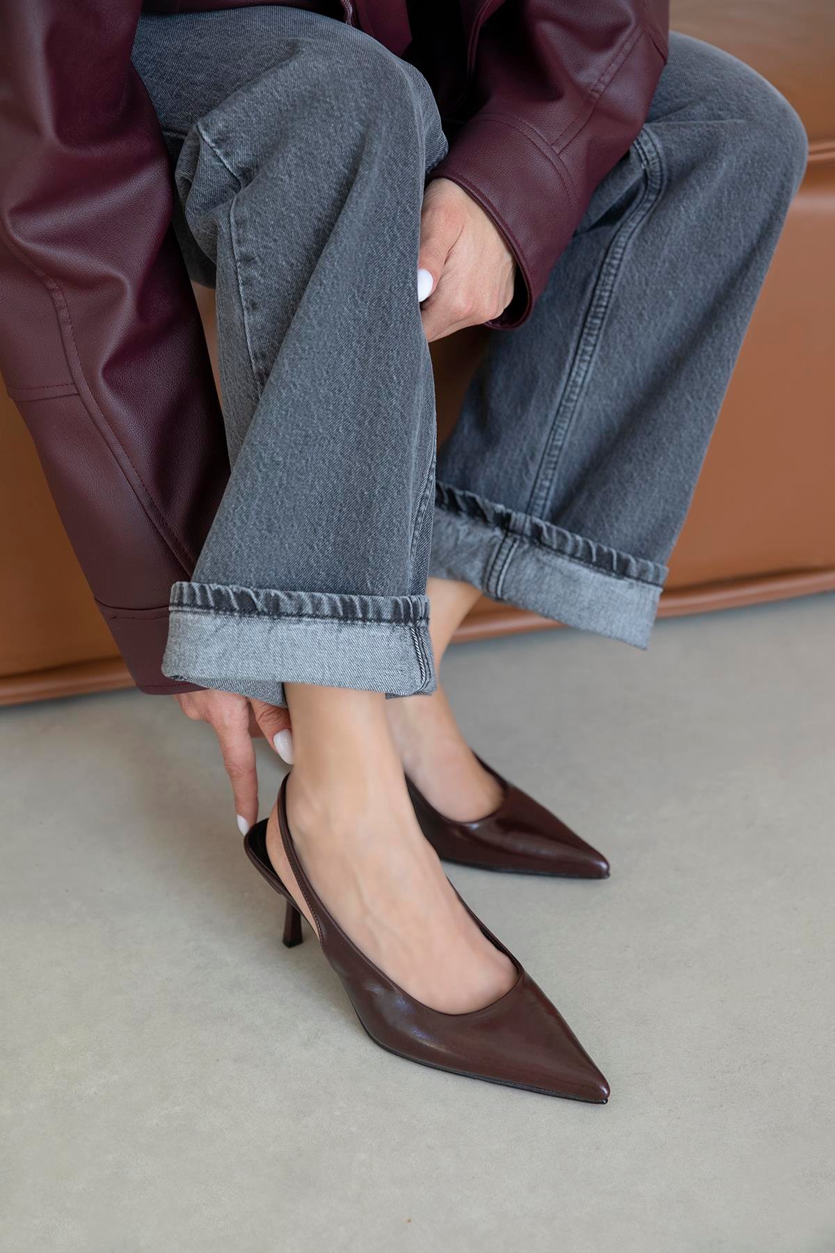 Raye Kadın Topuklu Kırışık Deri Ayakkabı Bordo